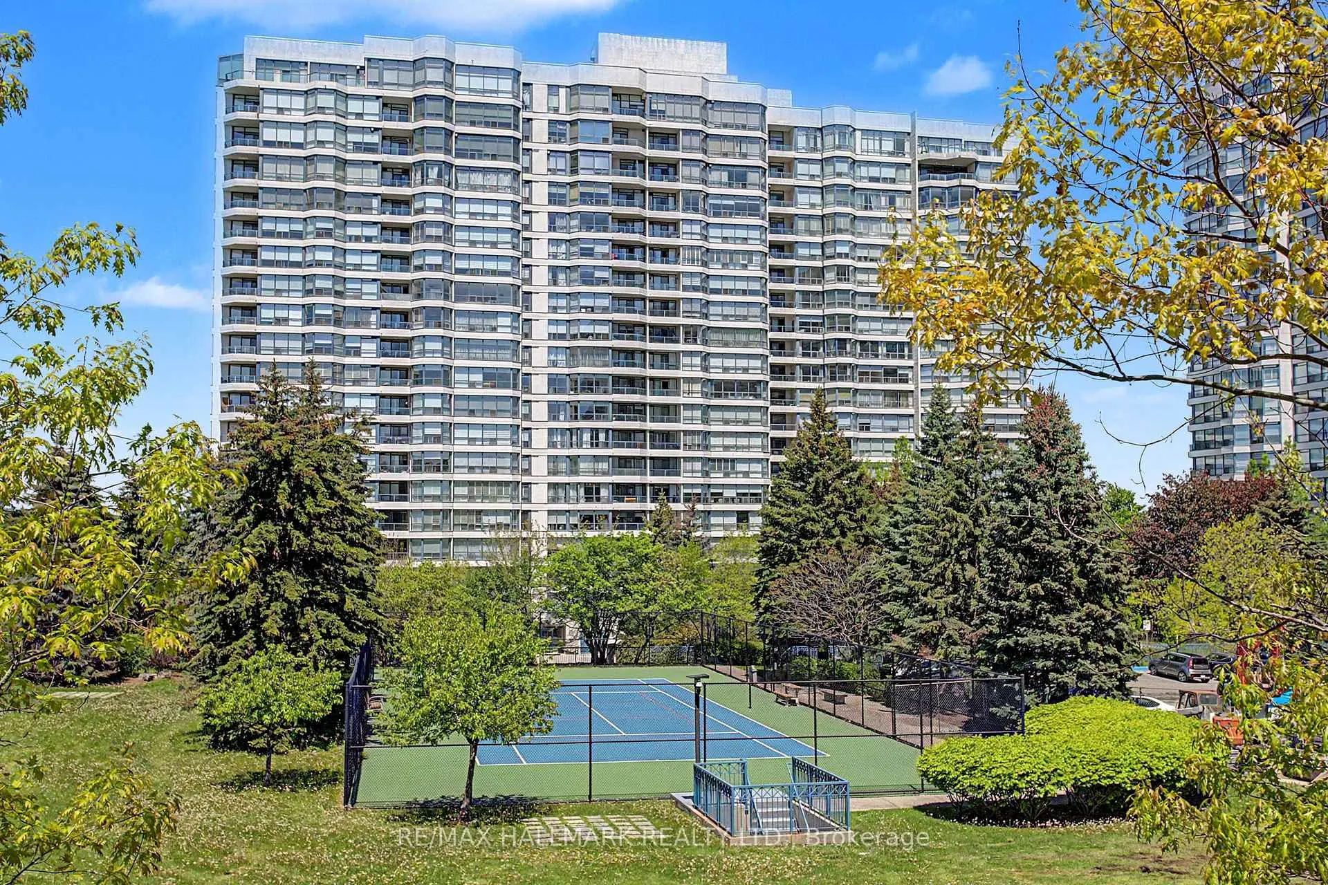 Photo 35 of Unit 1007, 1 Clark Avenue W, Vaughan, Crestwood-Springfarm-Yorkhill — HOMEH
