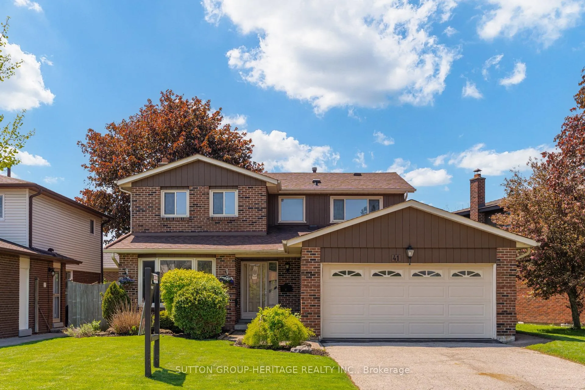 Photo 1 of 41 Carter Crescent, Whitby, Lynde Creek — HOMEH