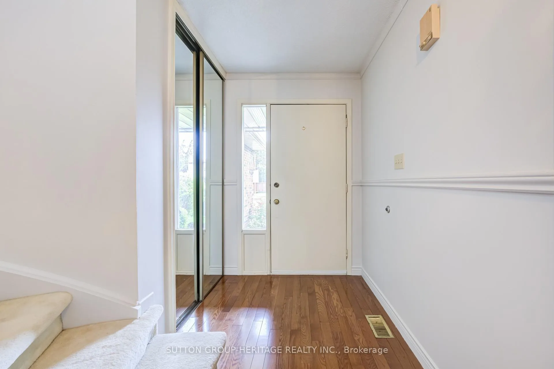 Photo 4 of 41 Carter Crescent, Whitby, Lynde Creek — HOMEH
