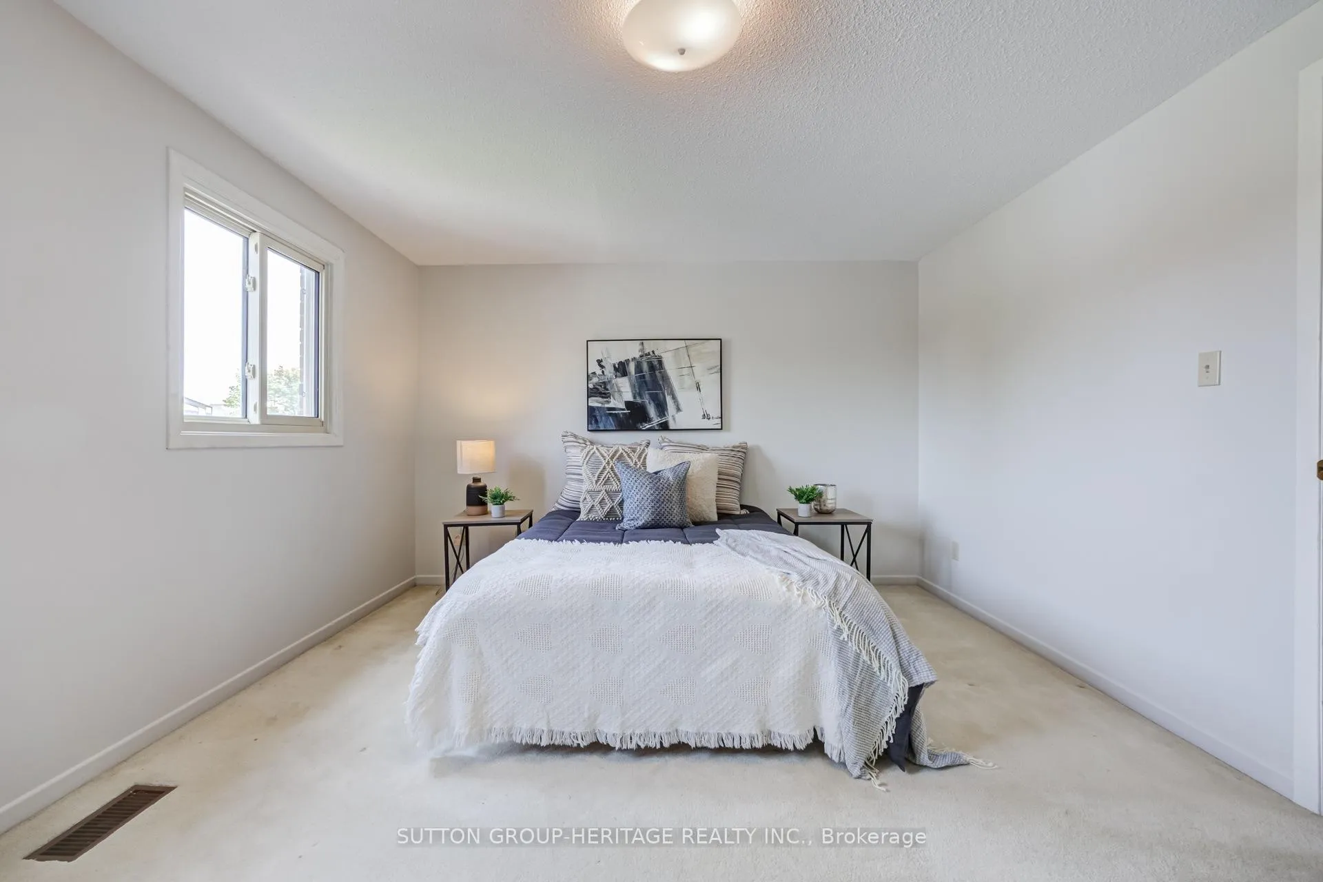 Photo 21 of 41 Carter Crescent, Whitby, Lynde Creek — HOMEH