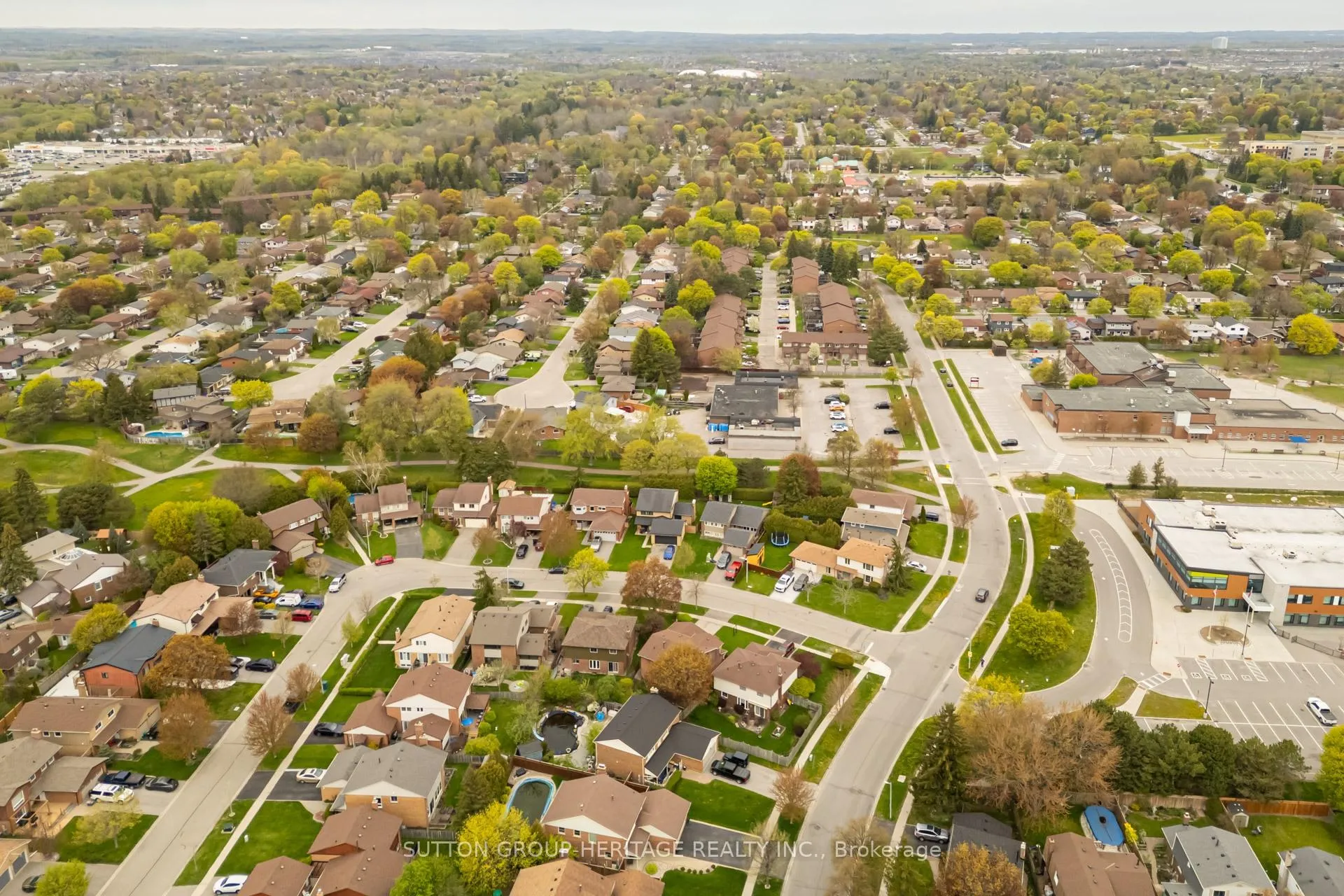 Photo 26 of 41 Carter Crescent, Whitby, Lynde Creek — HOMEH