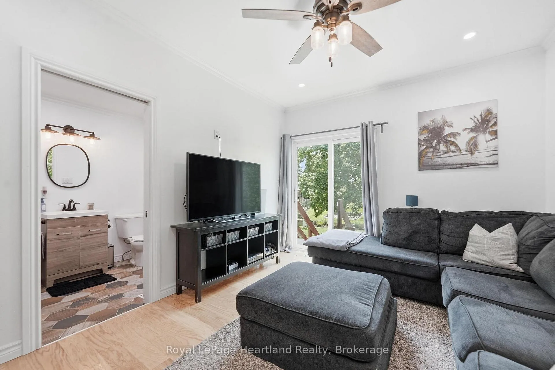 Photo 11 of 212 Townsend Street, Central Huron, Clinton — HOMEH