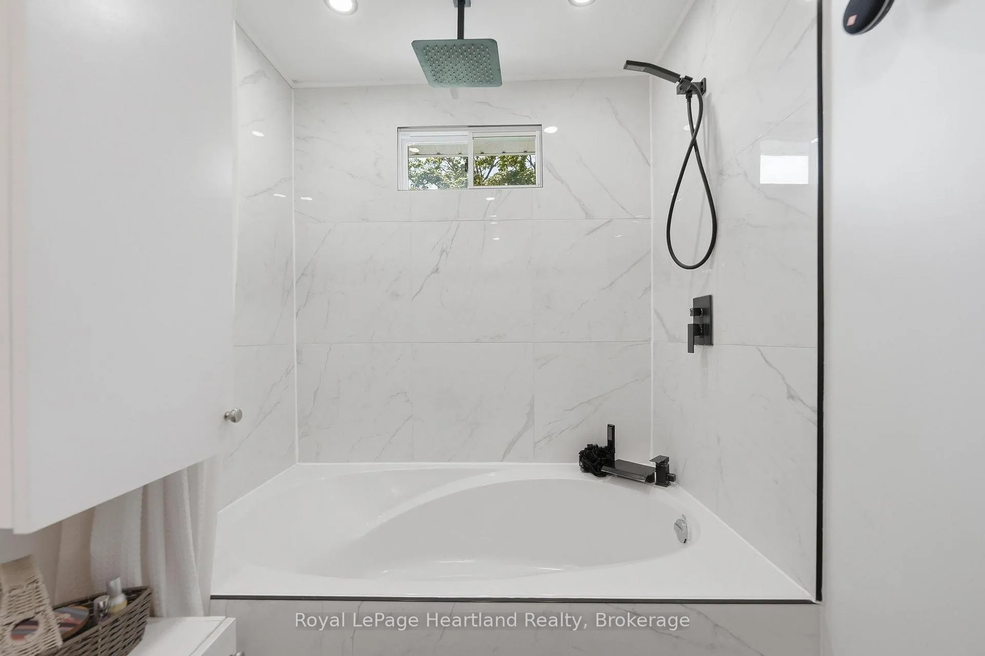Photo 13 of 212 Townsend Street, Central Huron, Clinton — HOMEH