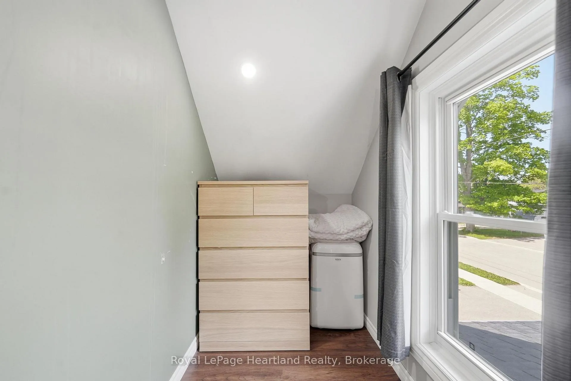 Photo 24 of 212 Townsend Street, Central Huron, Clinton — HOMEH