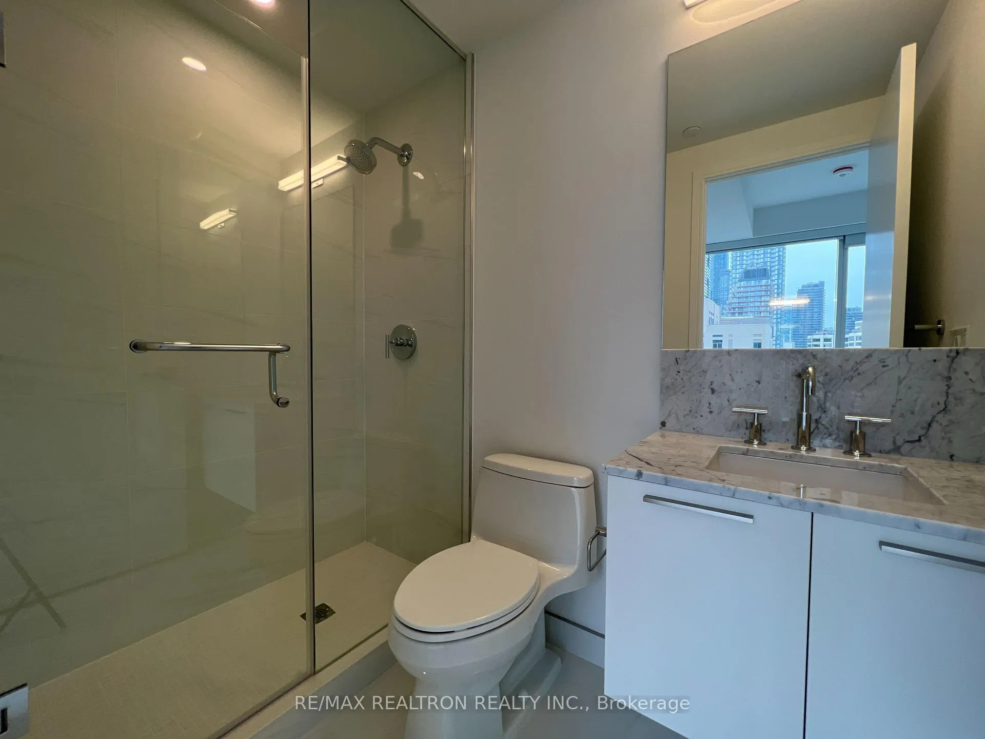 Photo 14 of Unit 1007, 3 Gloucester Street, Toronto, Church-Yonge Corridor — HOMEH