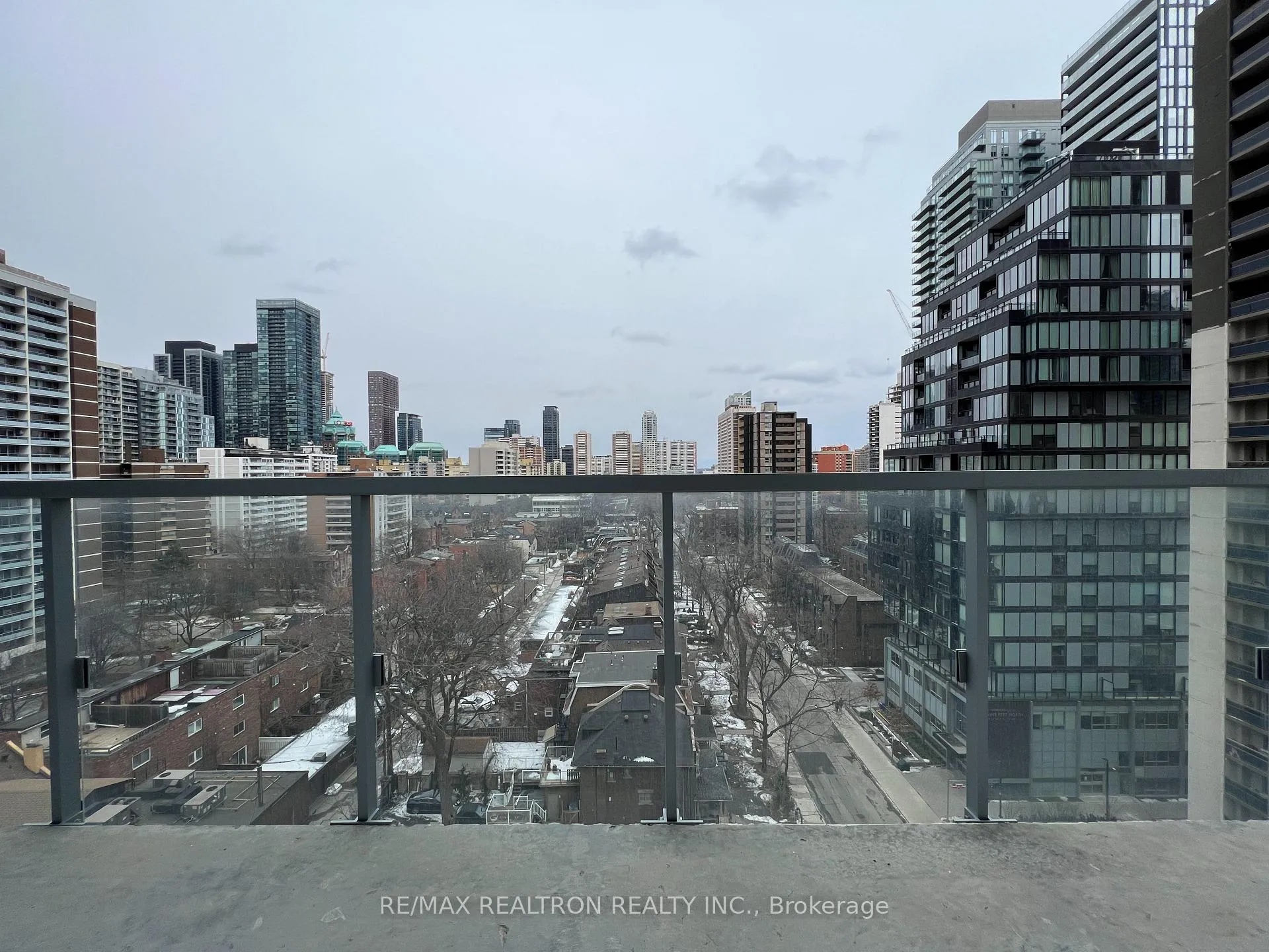 Photo 16 of Unit 1007, 3 Gloucester Street, Toronto, Church-Yonge Corridor — HOMEH