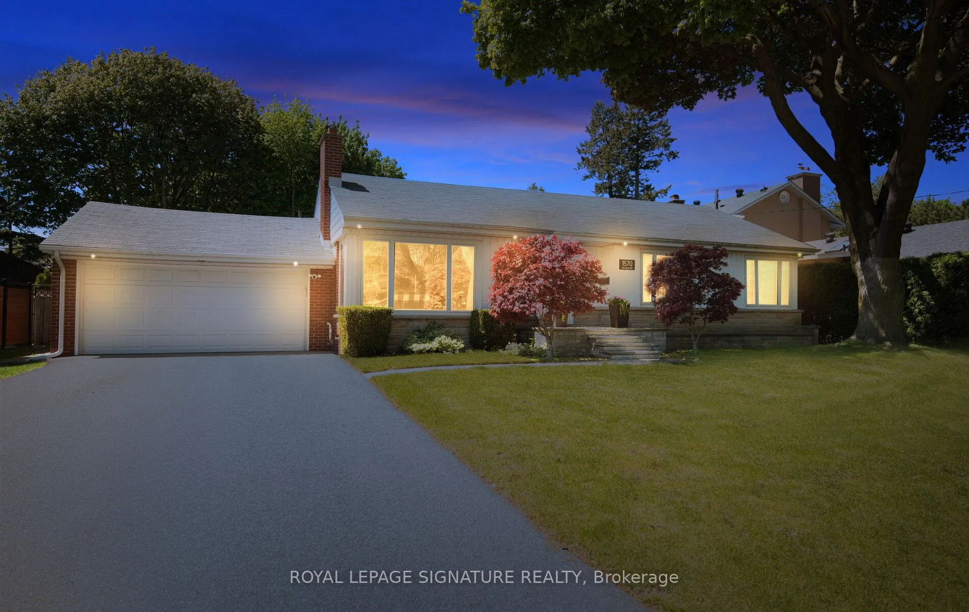 Front of 1570 Park Royale Boulevard