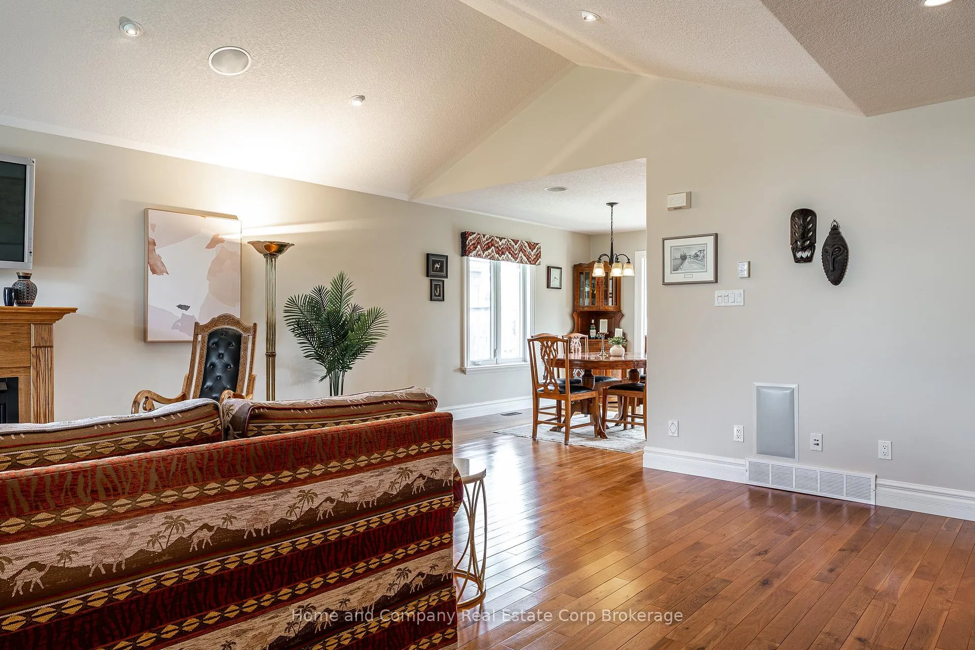 Photo 8 of 59 Dannecker Road, Stratford — HOMEH