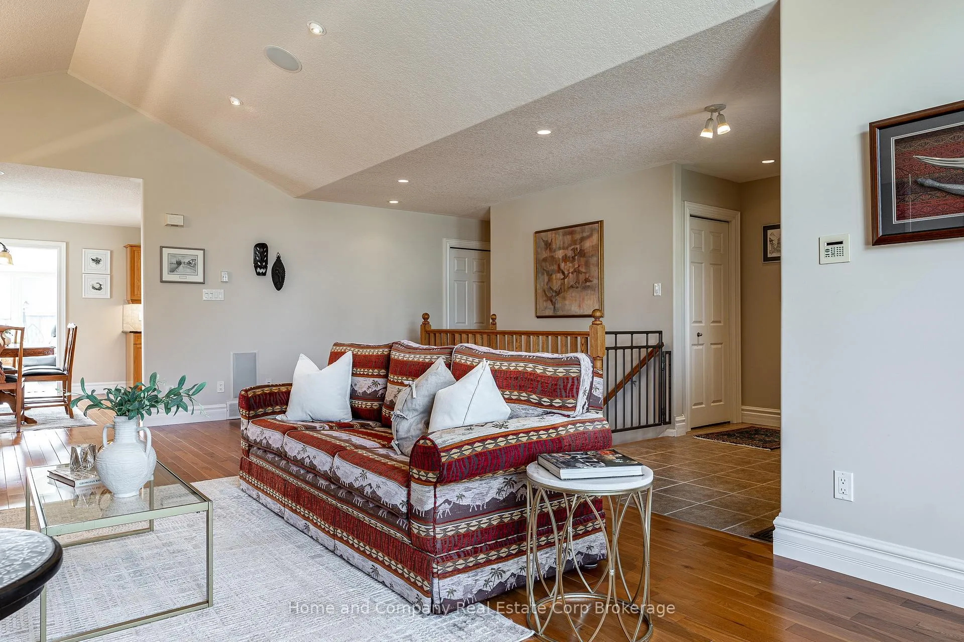Photo 10 of 59 Dannecker Road, Stratford — HOMEH