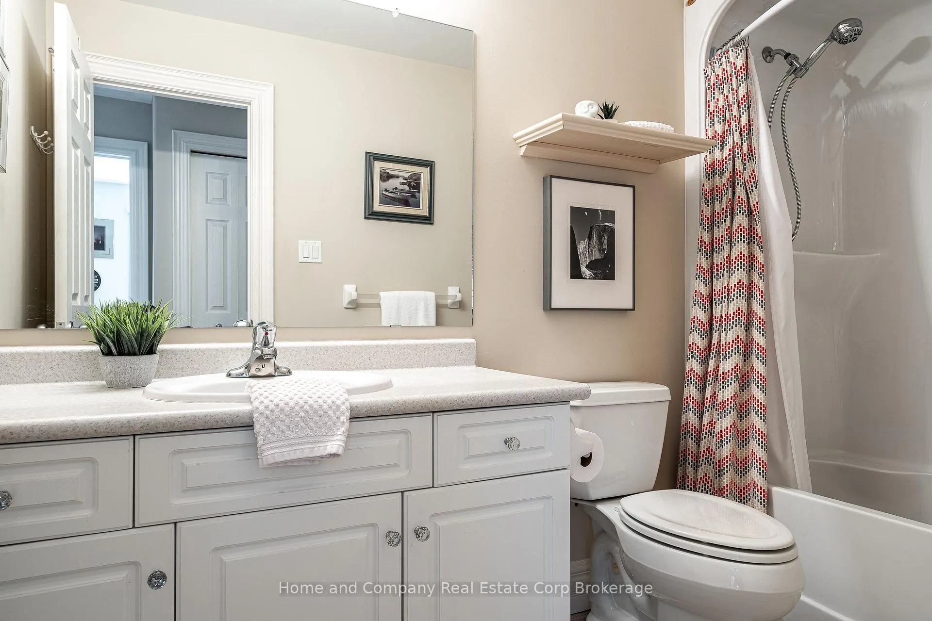Photo 25 of 59 Dannecker Road, Stratford — HOMEH