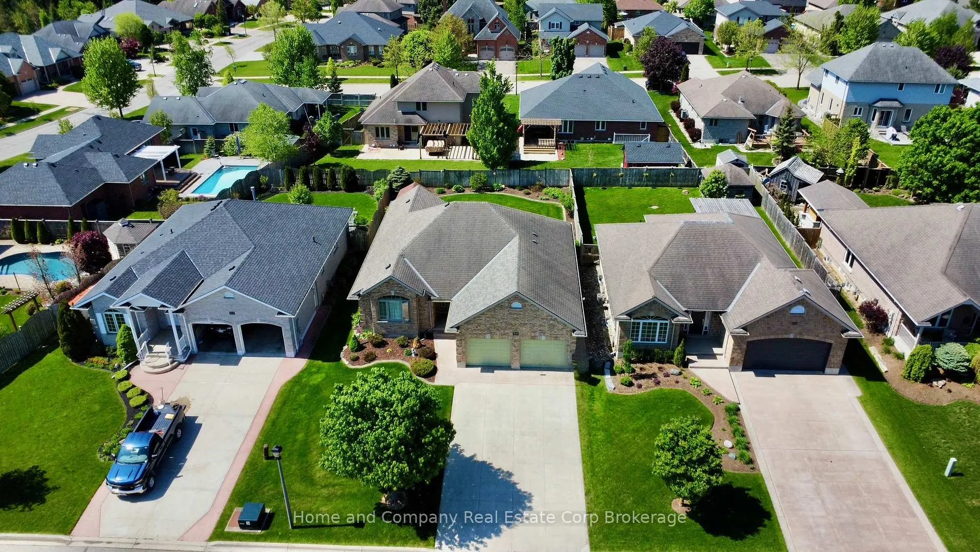 Photo 53 of 59 Dannecker Road, Stratford — HOMEH