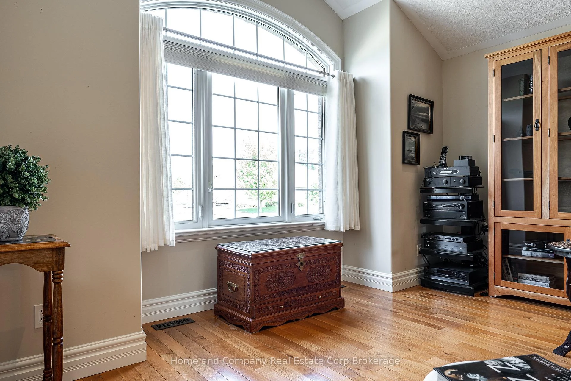 Photo 11 of 59 Dannecker Road, Stratford — HOMEH
