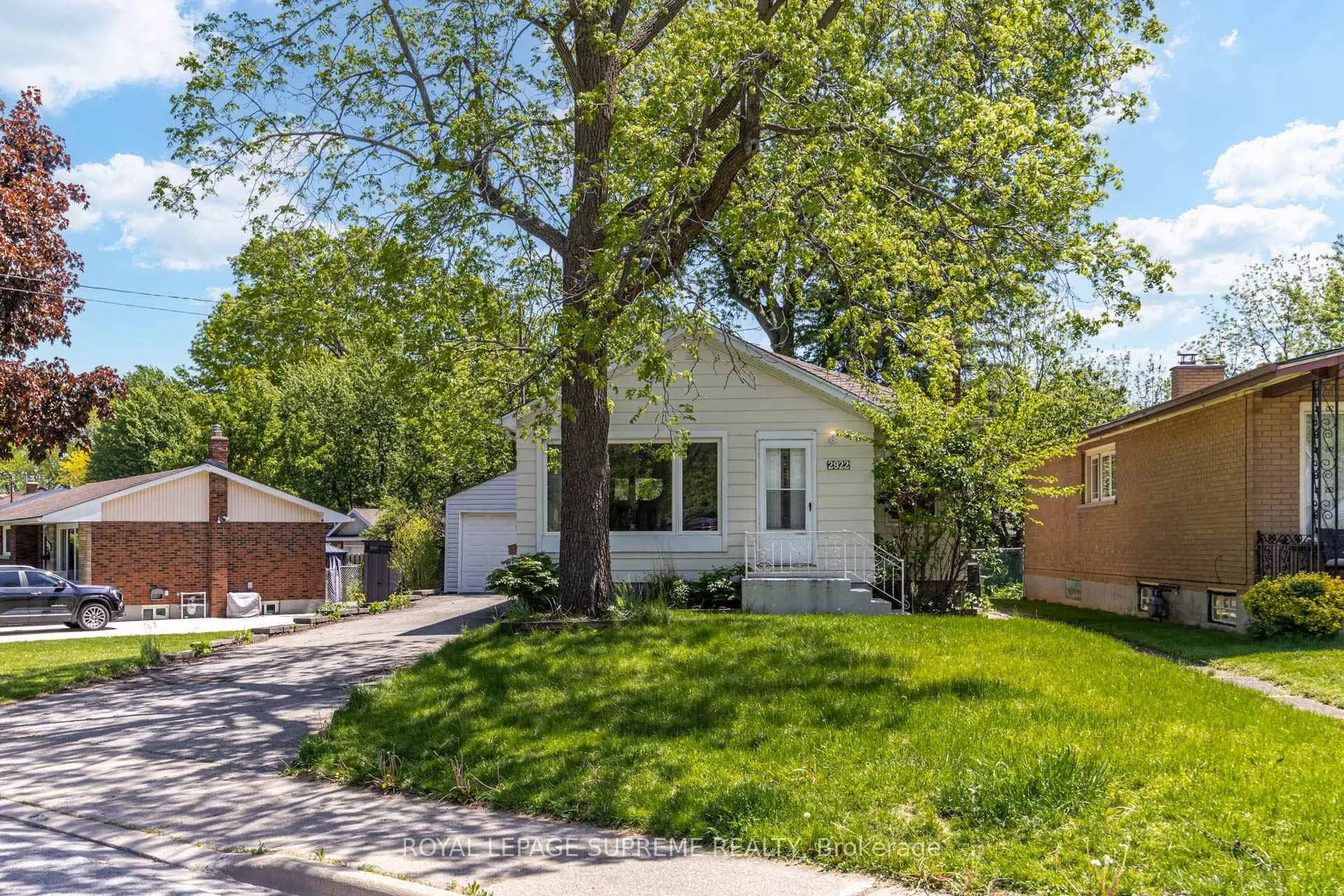 Photo 1 of 2922 Portage Road, Niagara Falls, Church's Lane — HOMEH