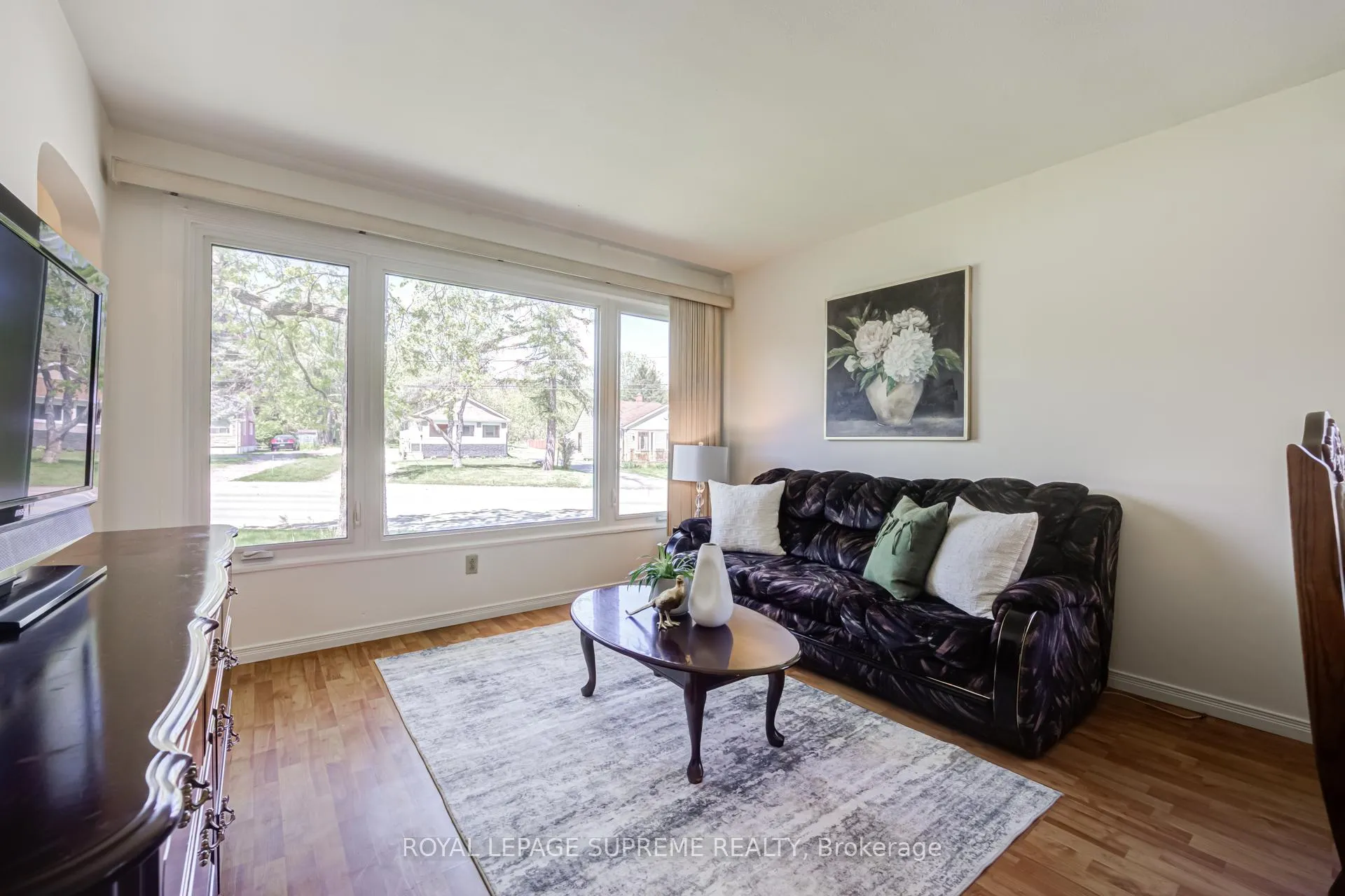 Photo 8 of 2922 Portage Road, Niagara Falls, Church's Lane — HOMEH