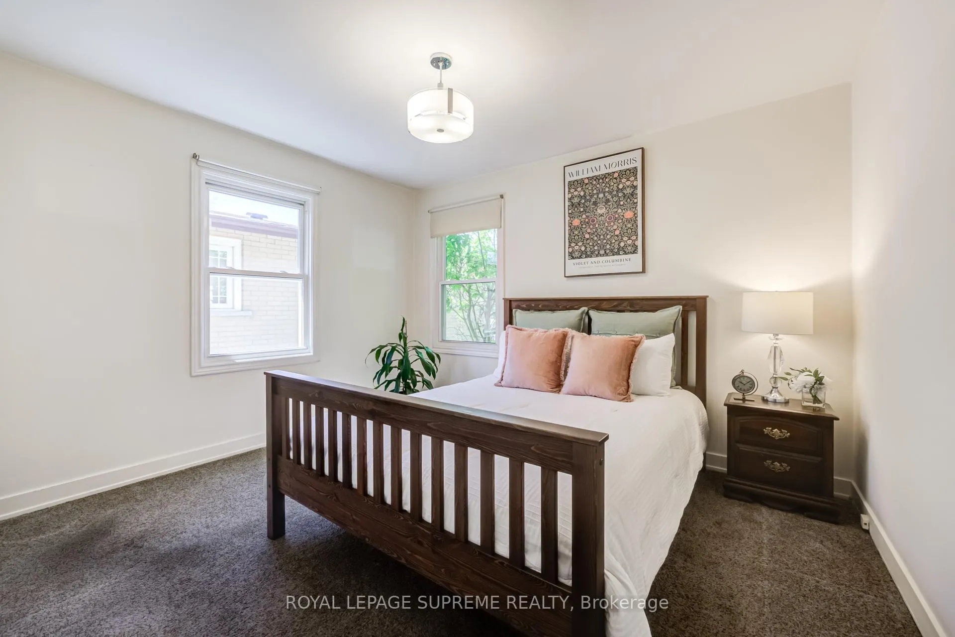 Photo 11 of 2922 Portage Road, Niagara Falls, Church's Lane — HOMEH