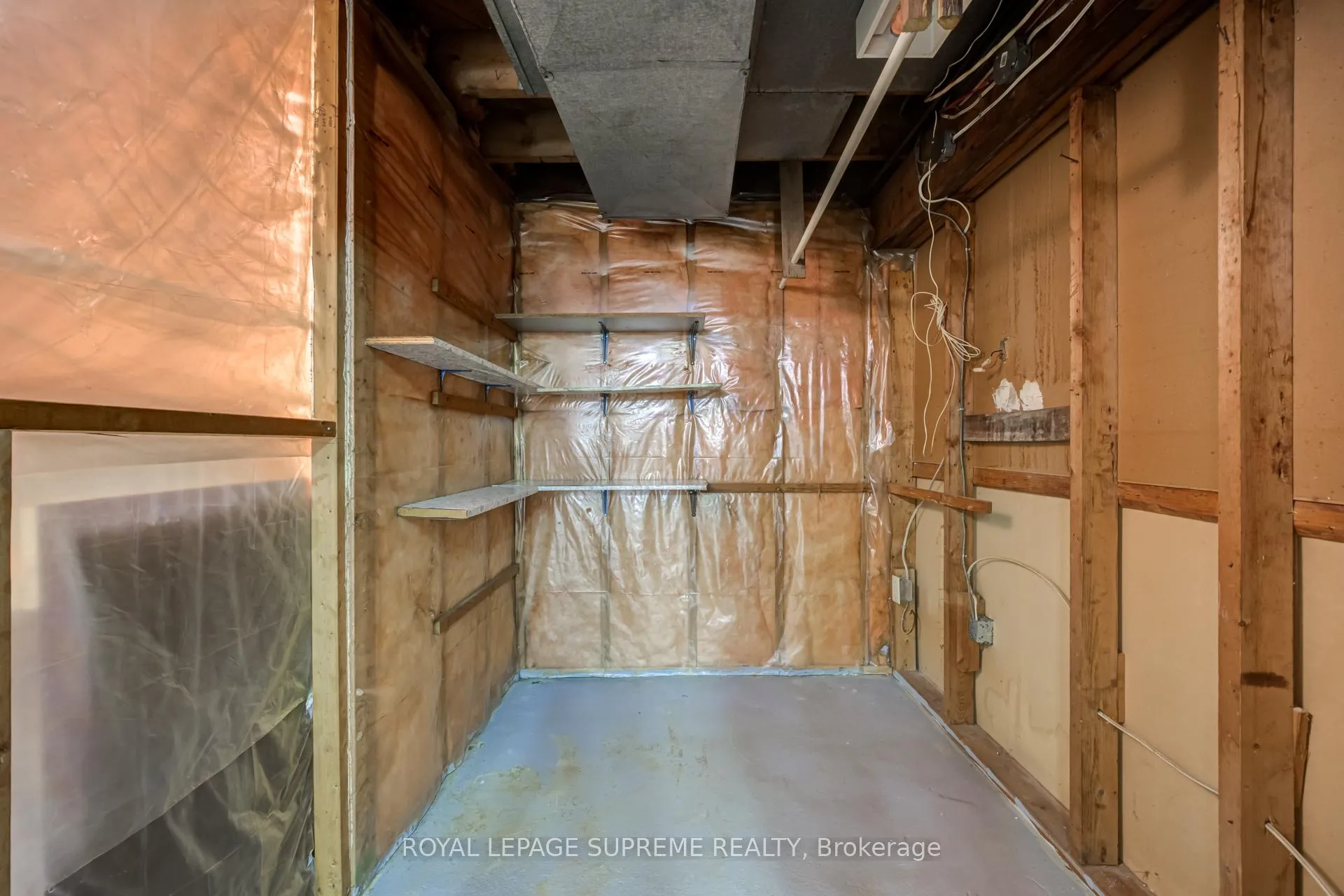 Photo 22 of 2922 Portage Road, Niagara Falls, Church's Lane — HOMEH