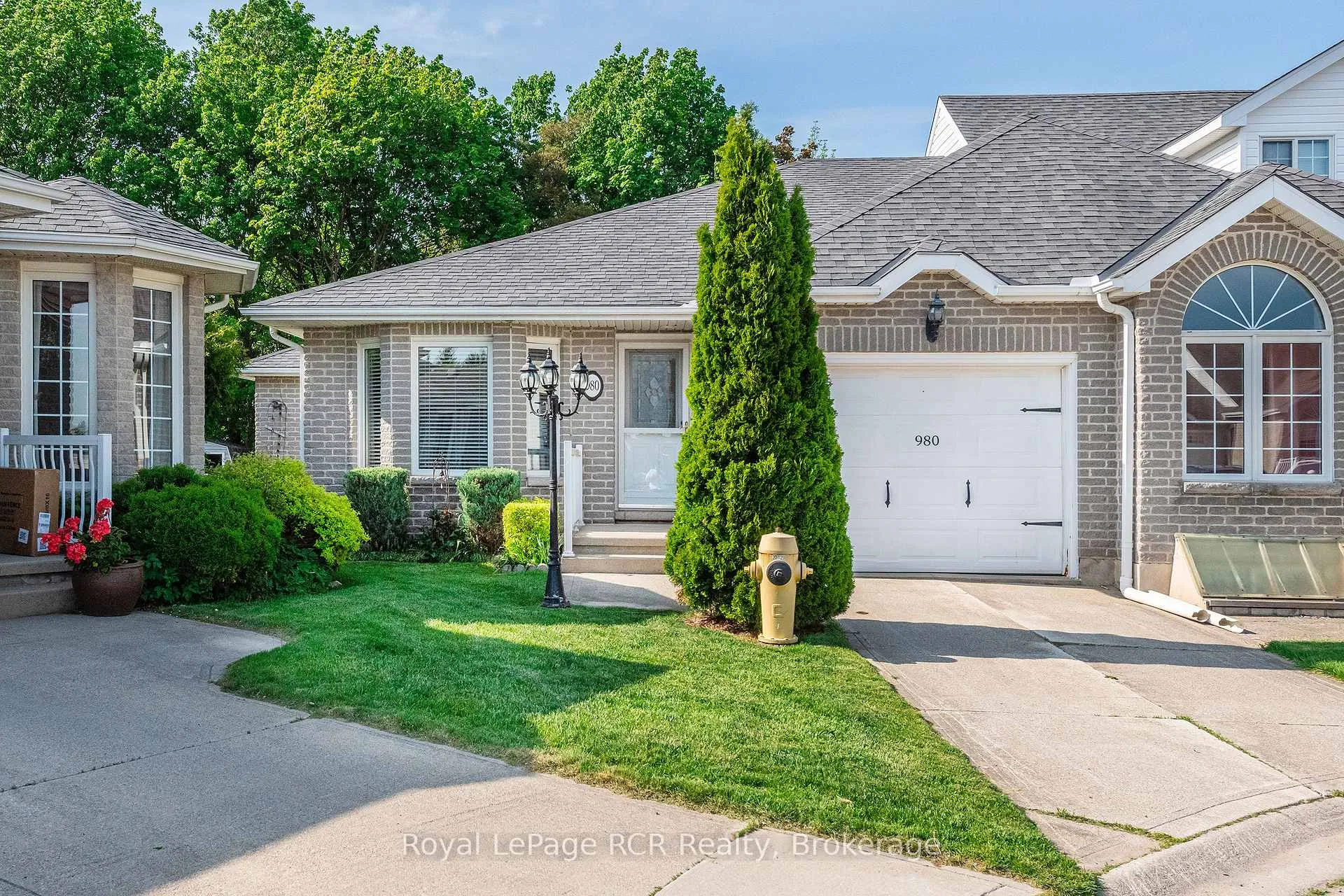 Photo 1 of 980 9th Avenue AE, Owen Sound — HOMEH