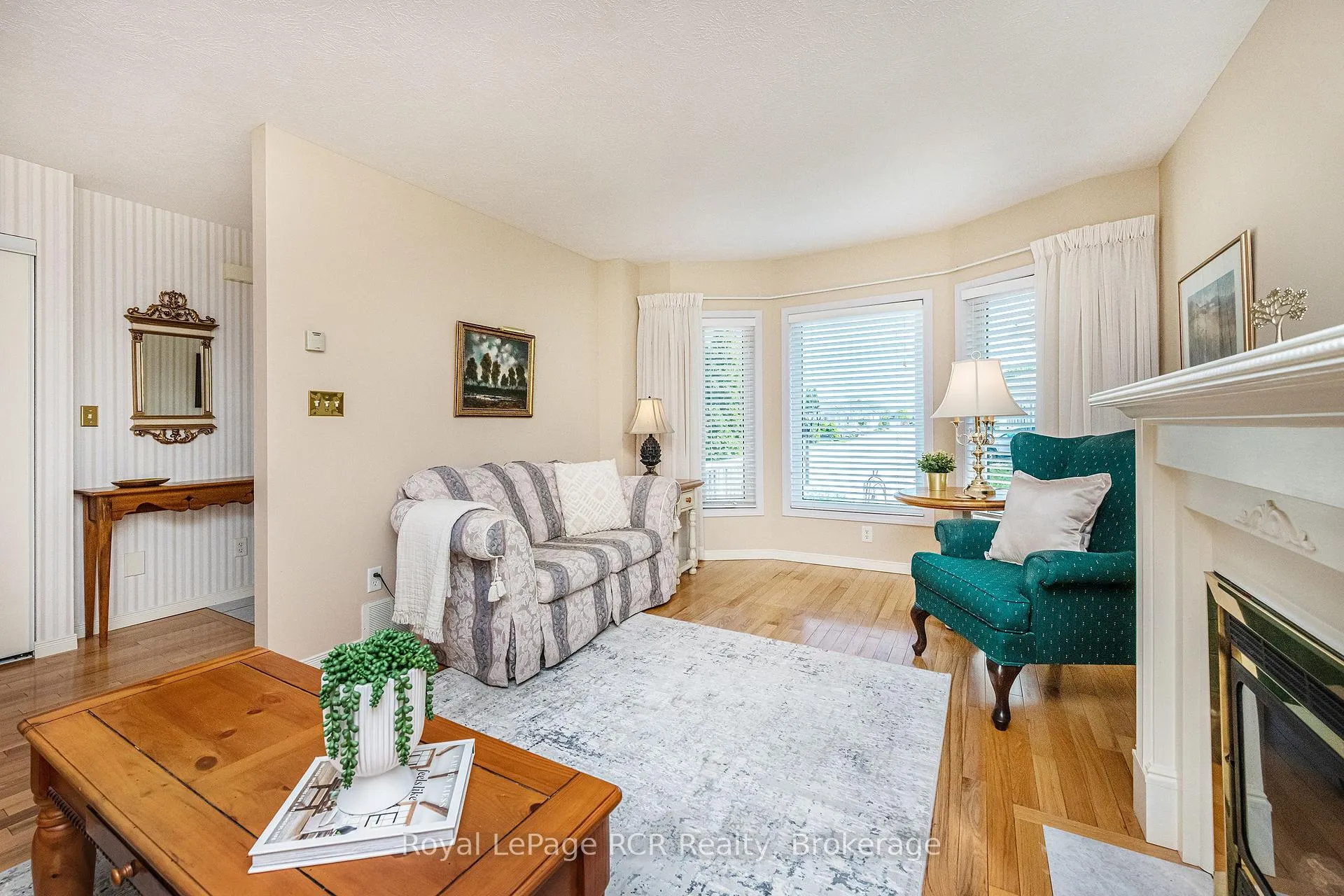 Photo 4 of 980 9th Avenue AE, Owen Sound — HOMEH
