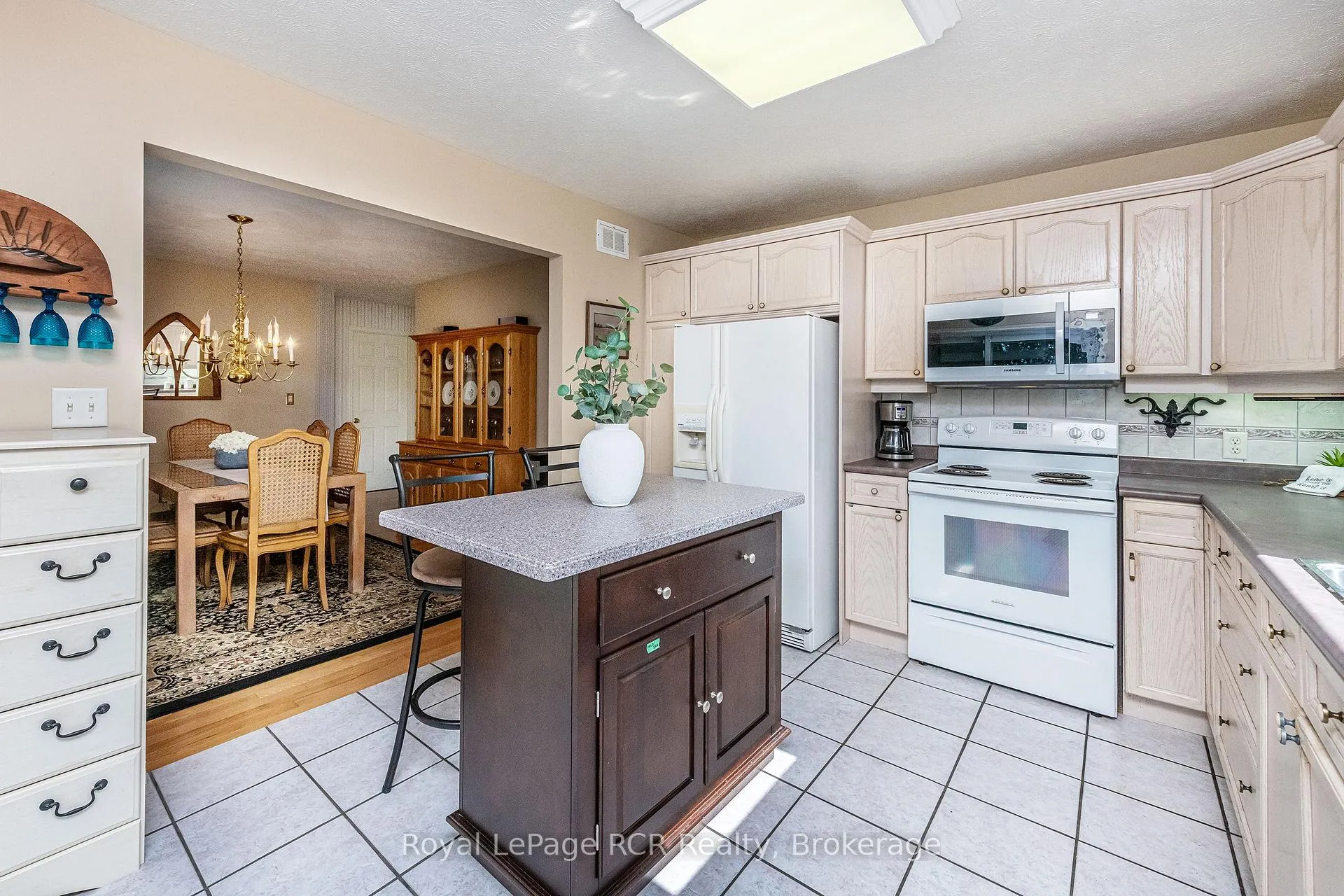 Photo 14 of 980 9th Avenue AE, Owen Sound — HOMEH