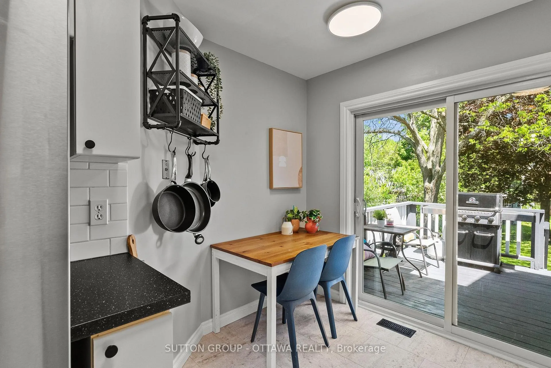 Photo 9 of 94 Piper Crescent, Ottawa, Kanata - Morgan's Grant/South March — HOMEH