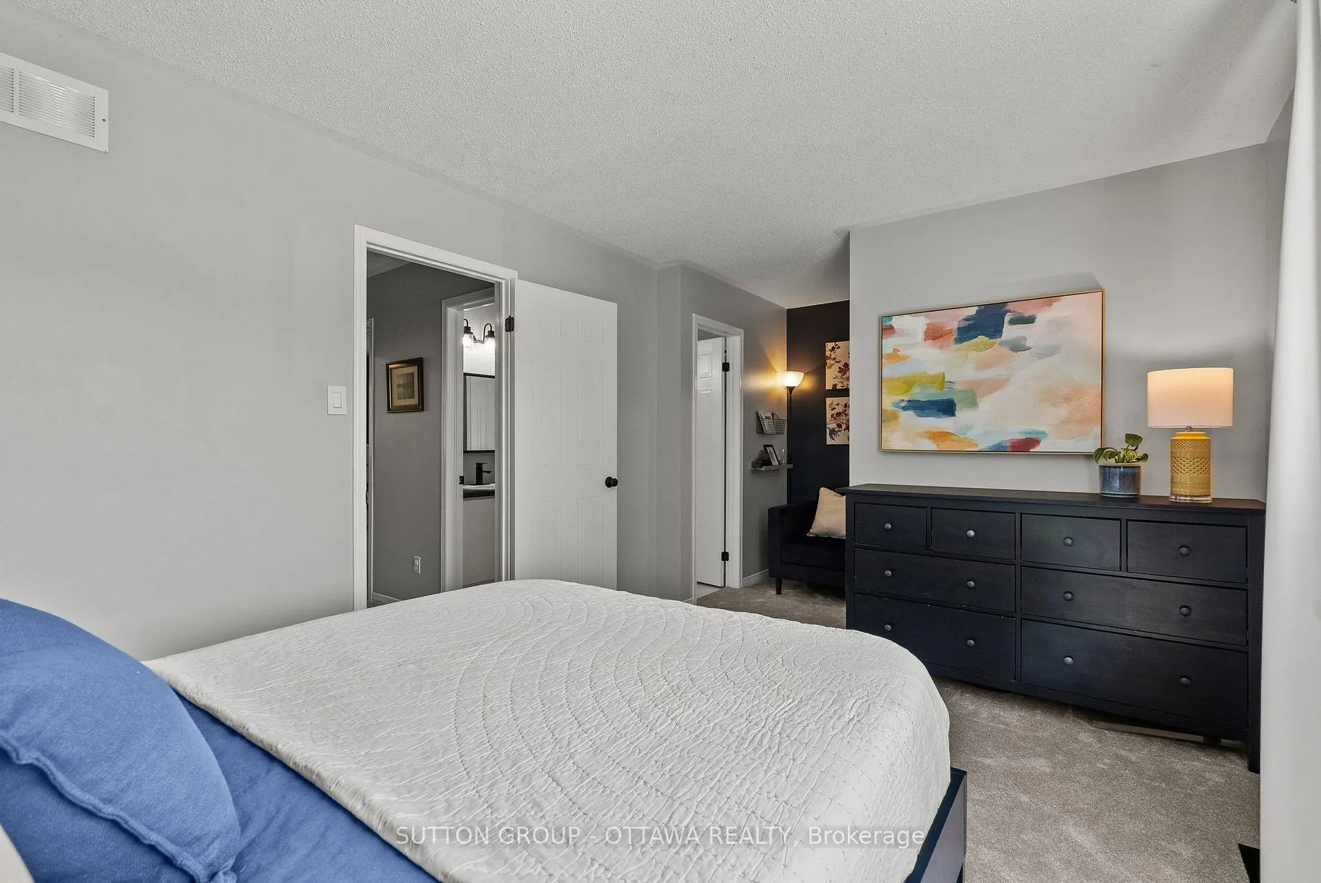 Photo 16 of 94 Piper Crescent, Ottawa, Kanata - Morgan's Grant/South March — HOMEH