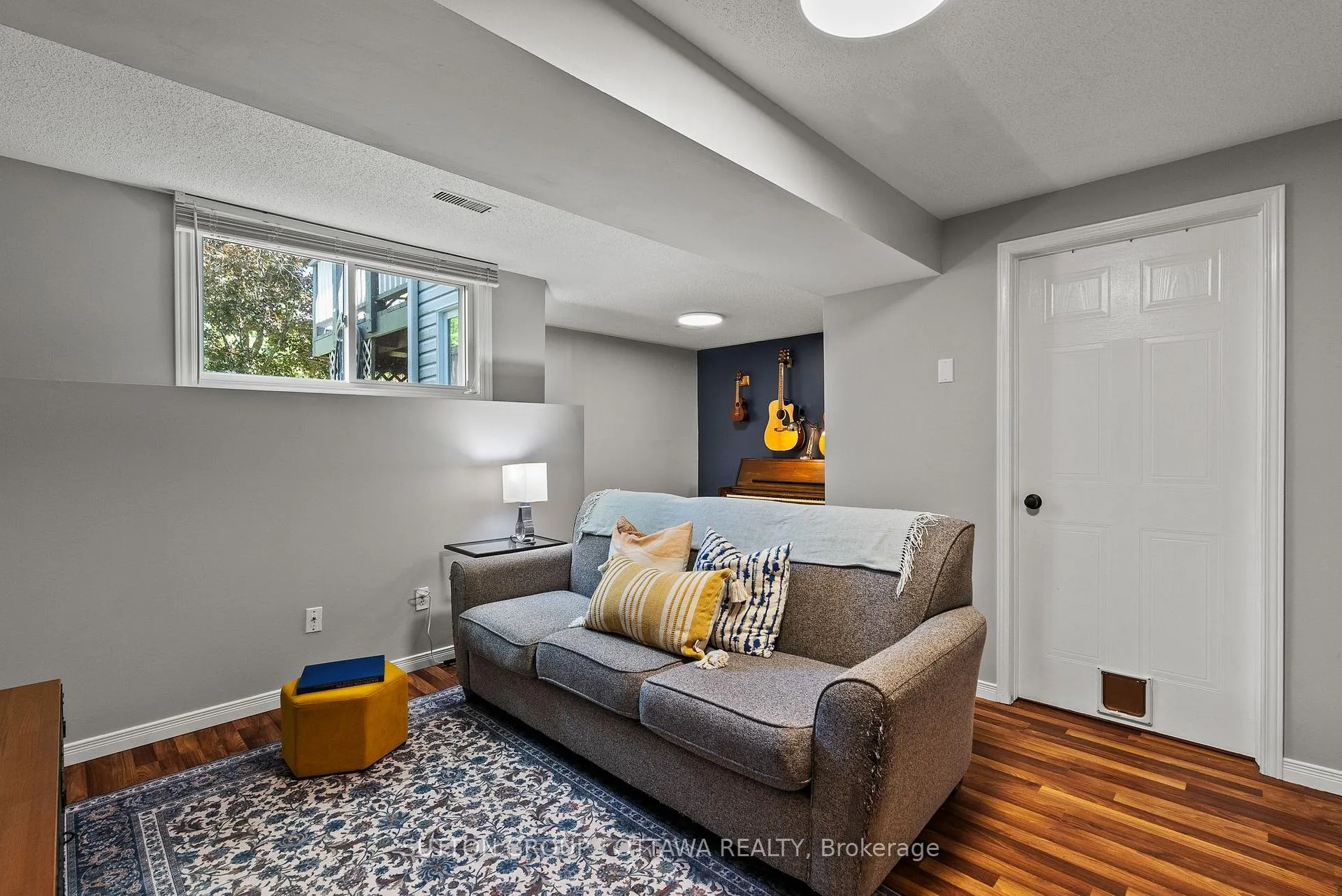 Photo 24 of 94 Piper Crescent, Ottawa, Kanata - Morgan's Grant/South March — HOMEH
