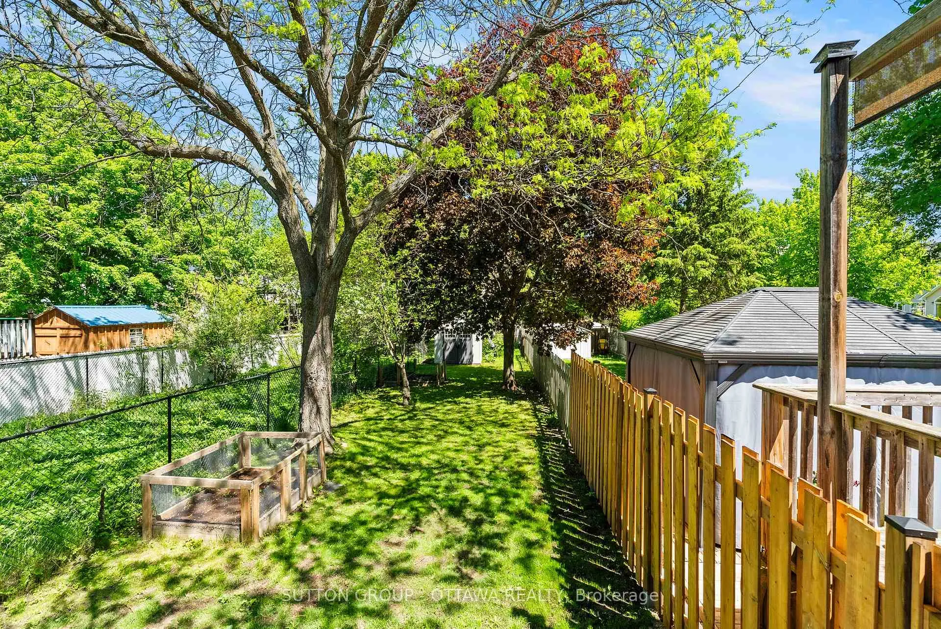 Photo 32 of 94 Piper Crescent, Ottawa, Kanata - Morgan's Grant/South March — HOMEH