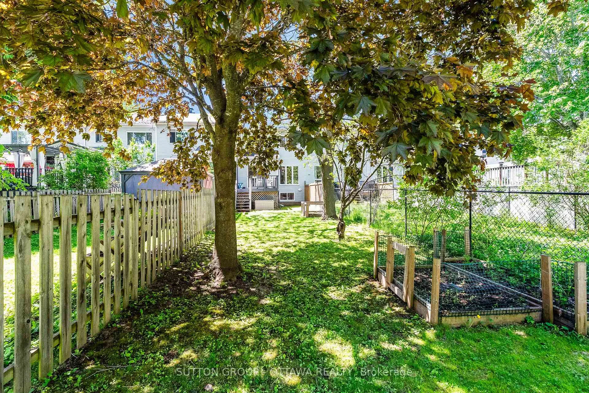 Photo 35 of 94 Piper Crescent, Ottawa, Kanata - Morgan's Grant/South March — HOMEH