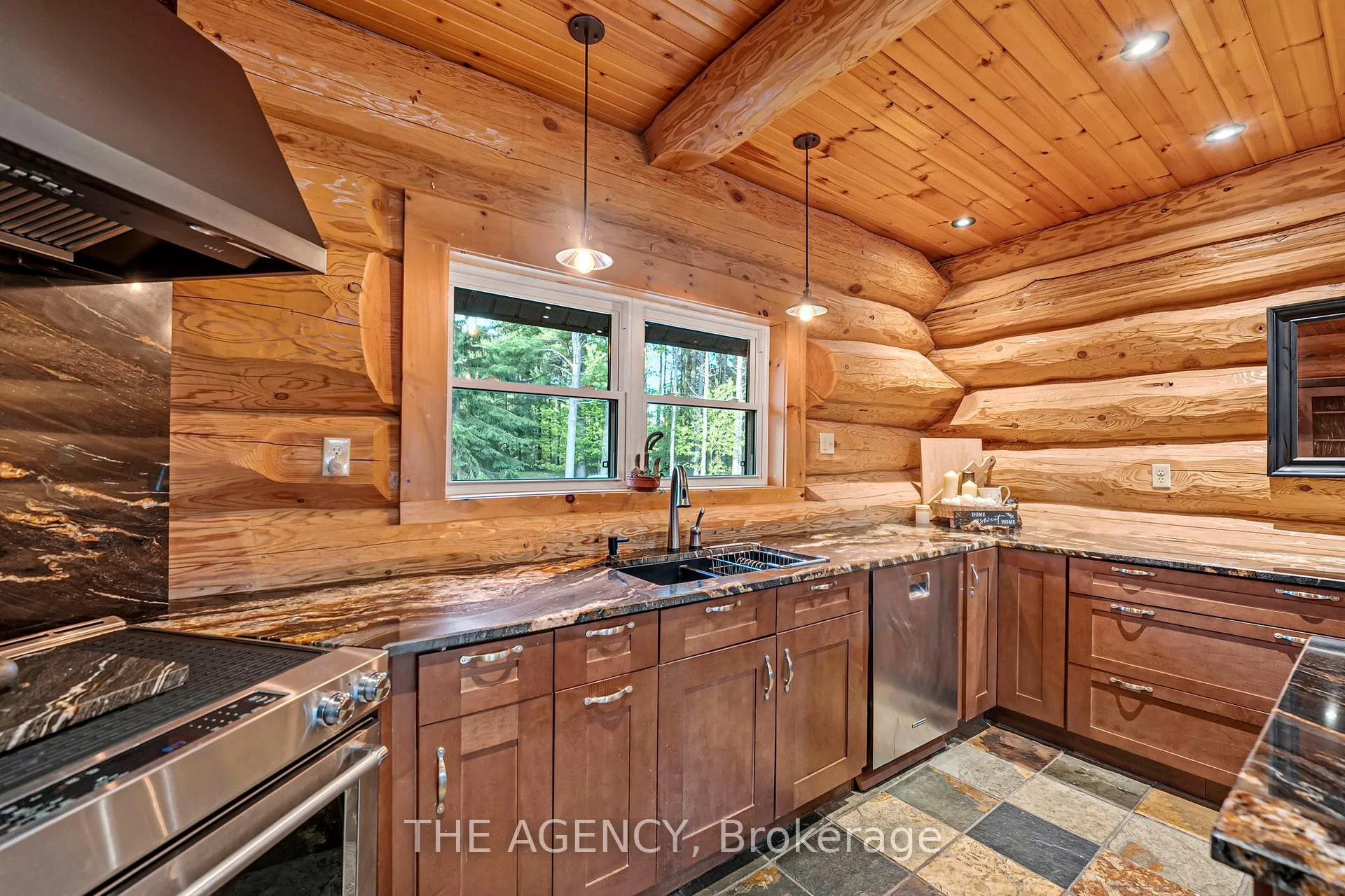 Photo 59 of 11 Nevis Ridge Drive, Oro-Medonte, Rural Oro-Medonte — HOMEH