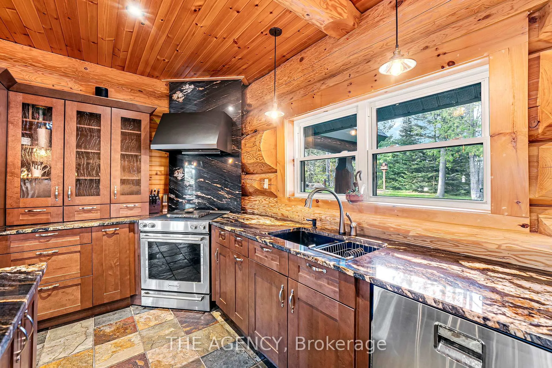 Photo 60 of 11 Nevis Ridge Drive, Oro-Medonte, Rural Oro-Medonte — HOMEH