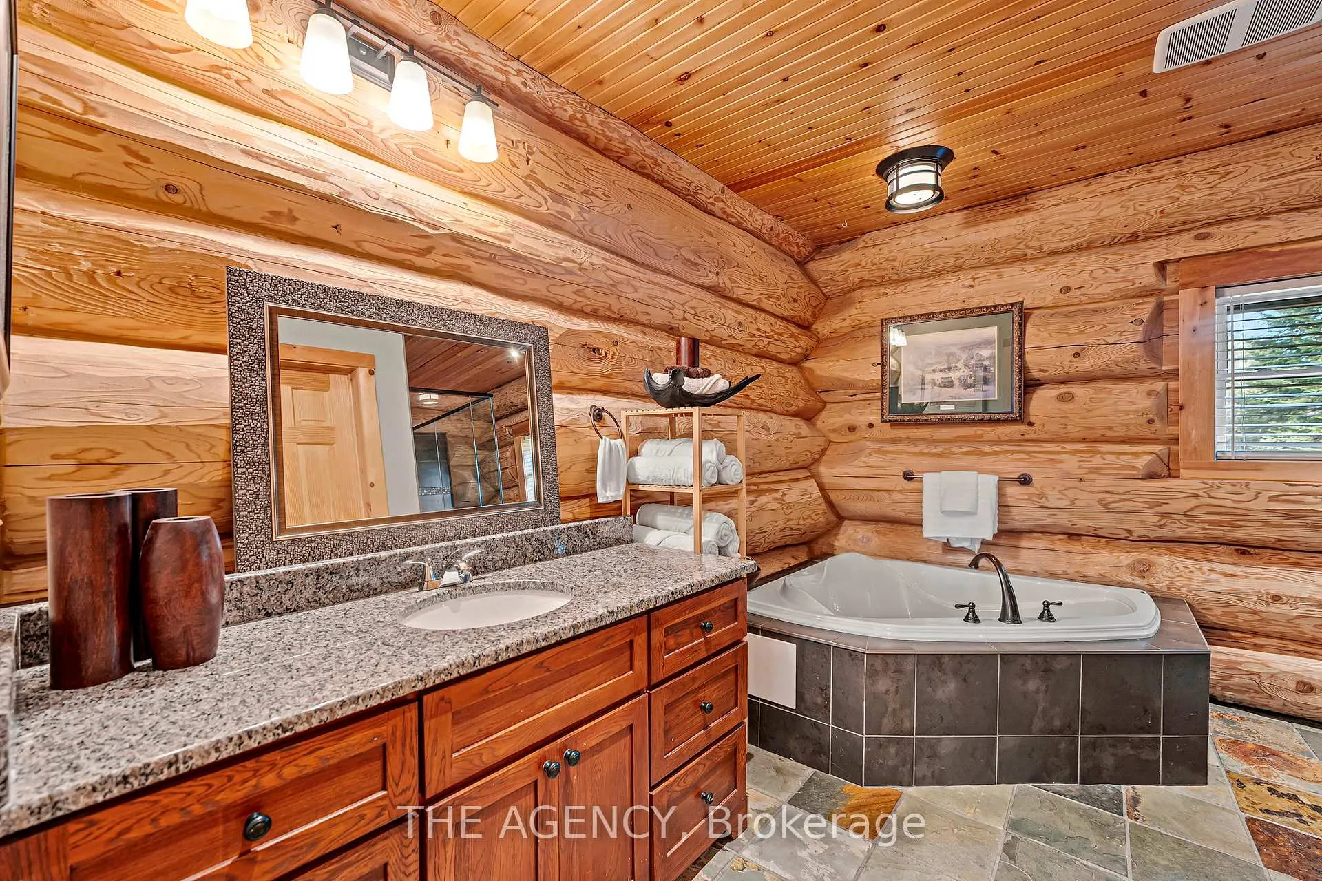 Photo 65 of 11 Nevis Ridge Drive, Oro-Medonte, Rural Oro-Medonte — HOMEH