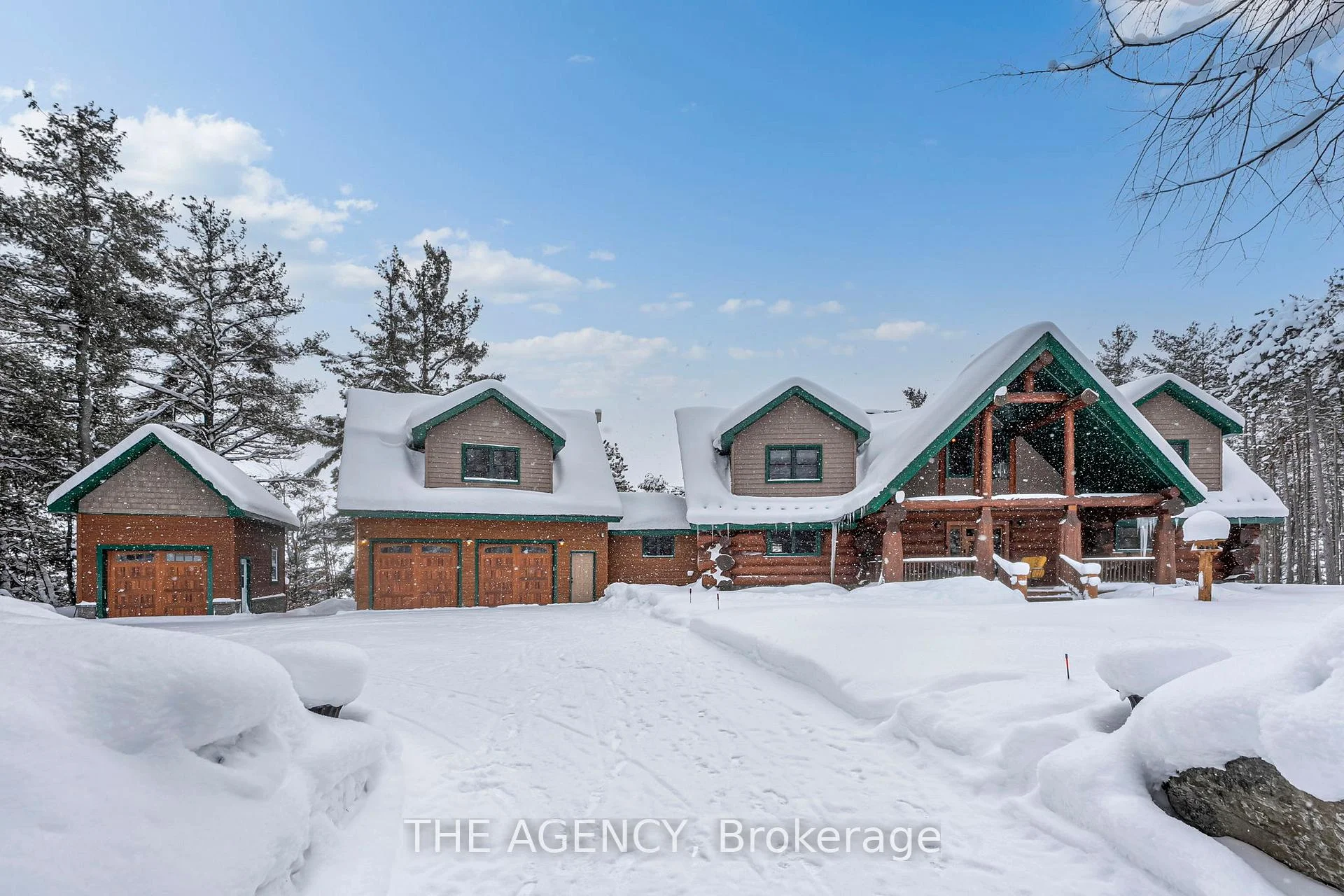 Photo 2 of 11 Nevis Ridge Drive, Oro-Medonte, Rural Oro-Medonte — HOMEH