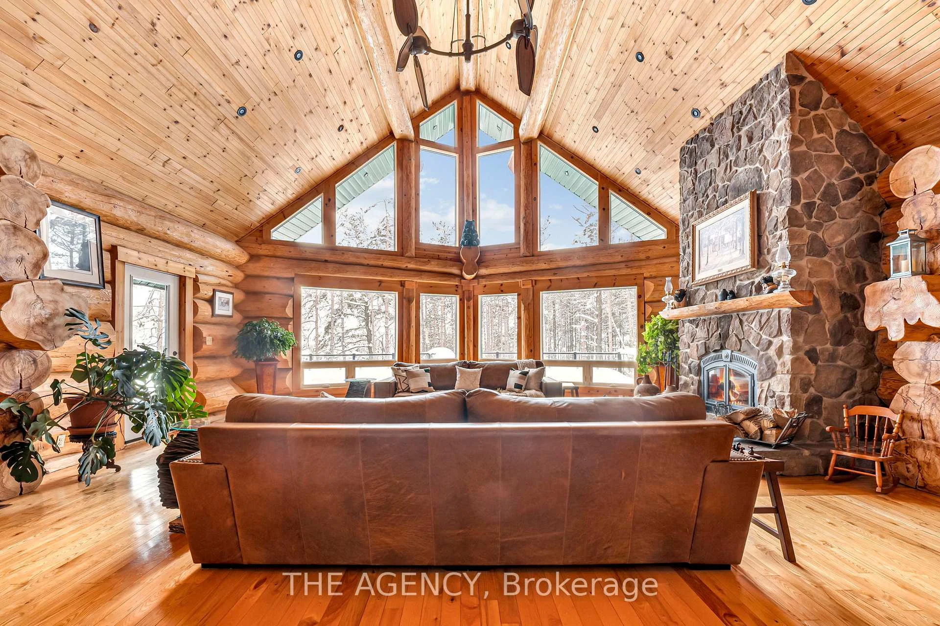 Photo 10 of 11 Nevis Ridge Drive, Oro-Medonte, Rural Oro-Medonte — HOMEH