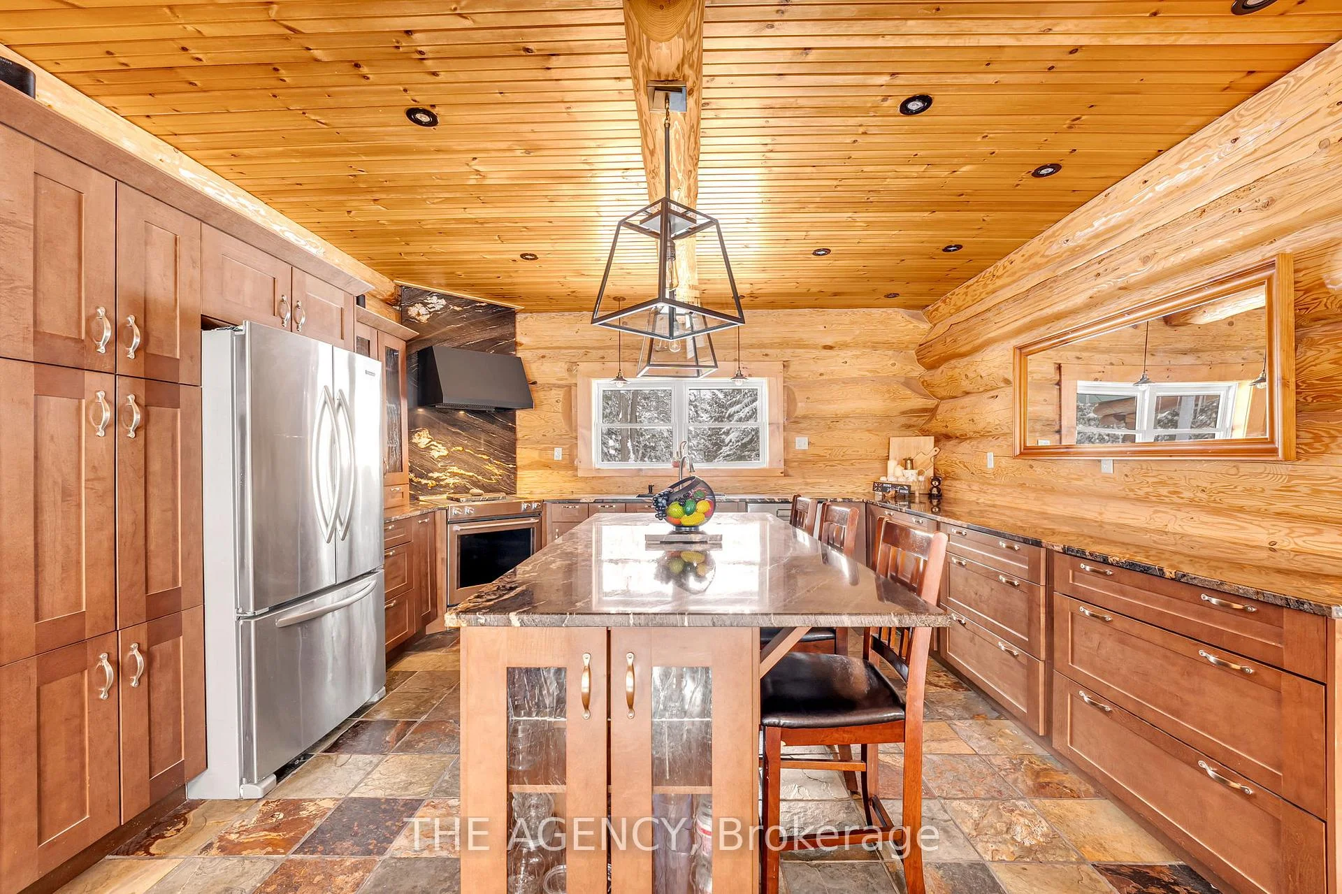 Photo 17 of 11 Nevis Ridge Drive, Oro-Medonte, Rural Oro-Medonte — HOMEH