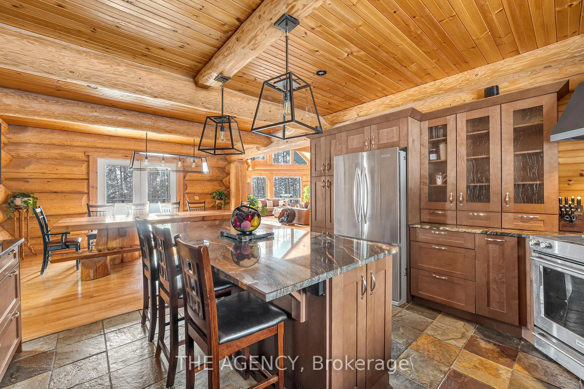 Photo 19 of 11 Nevis Ridge Drive, Oro-Medonte, Rural Oro-Medonte — HOMEH