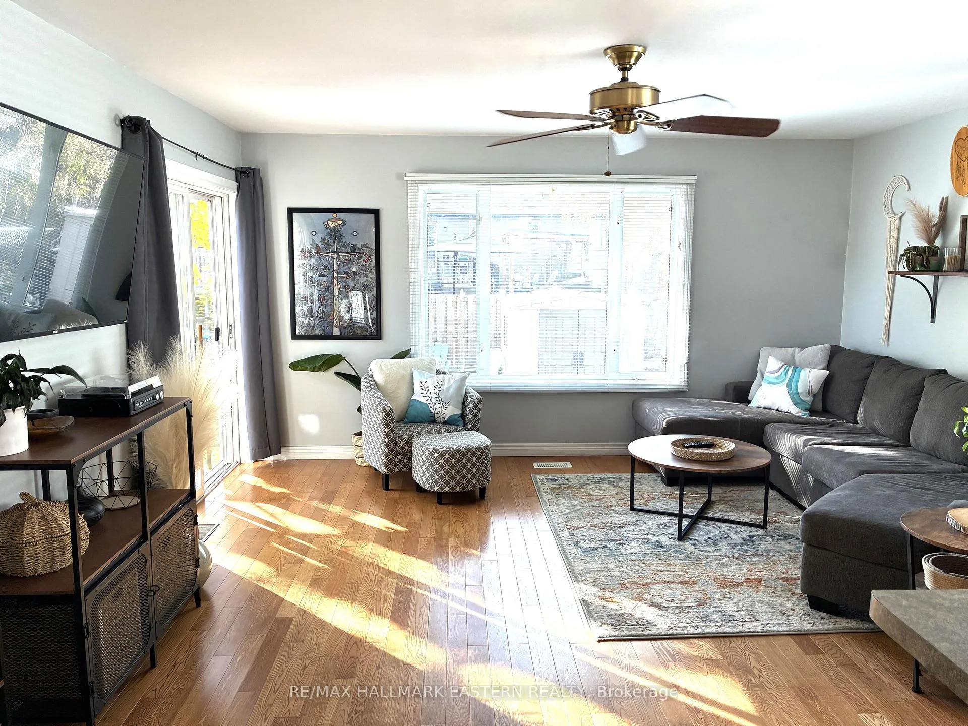 Photo 18 of 52 Birch Crescent, Kawartha Lakes, Bobcaygeon — HOMEH