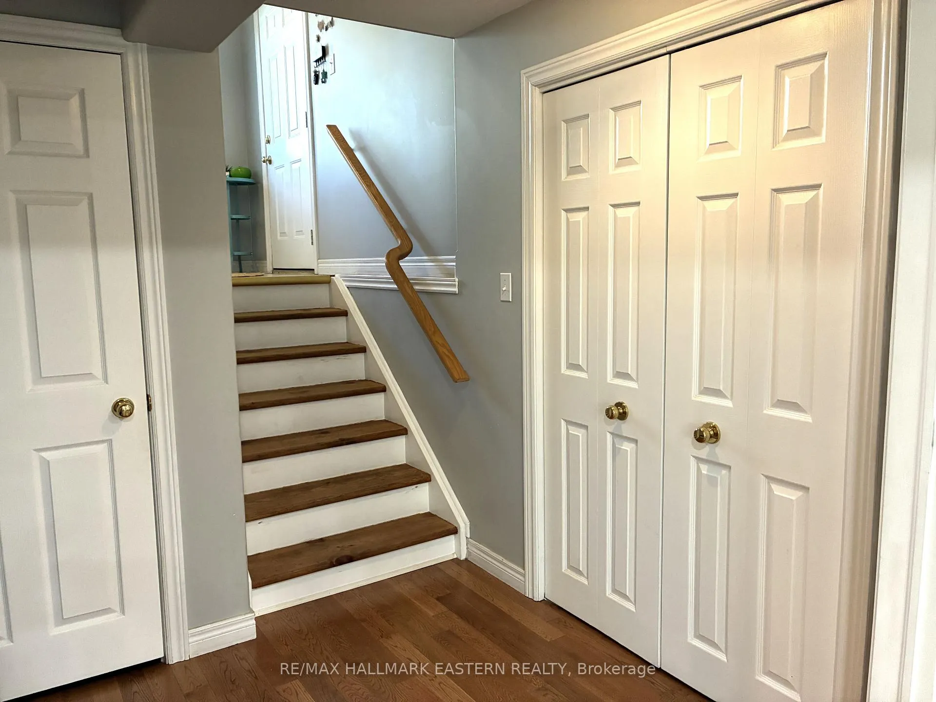 Photo 32 of 52 Birch Crescent, Kawartha Lakes, Bobcaygeon — HOMEH