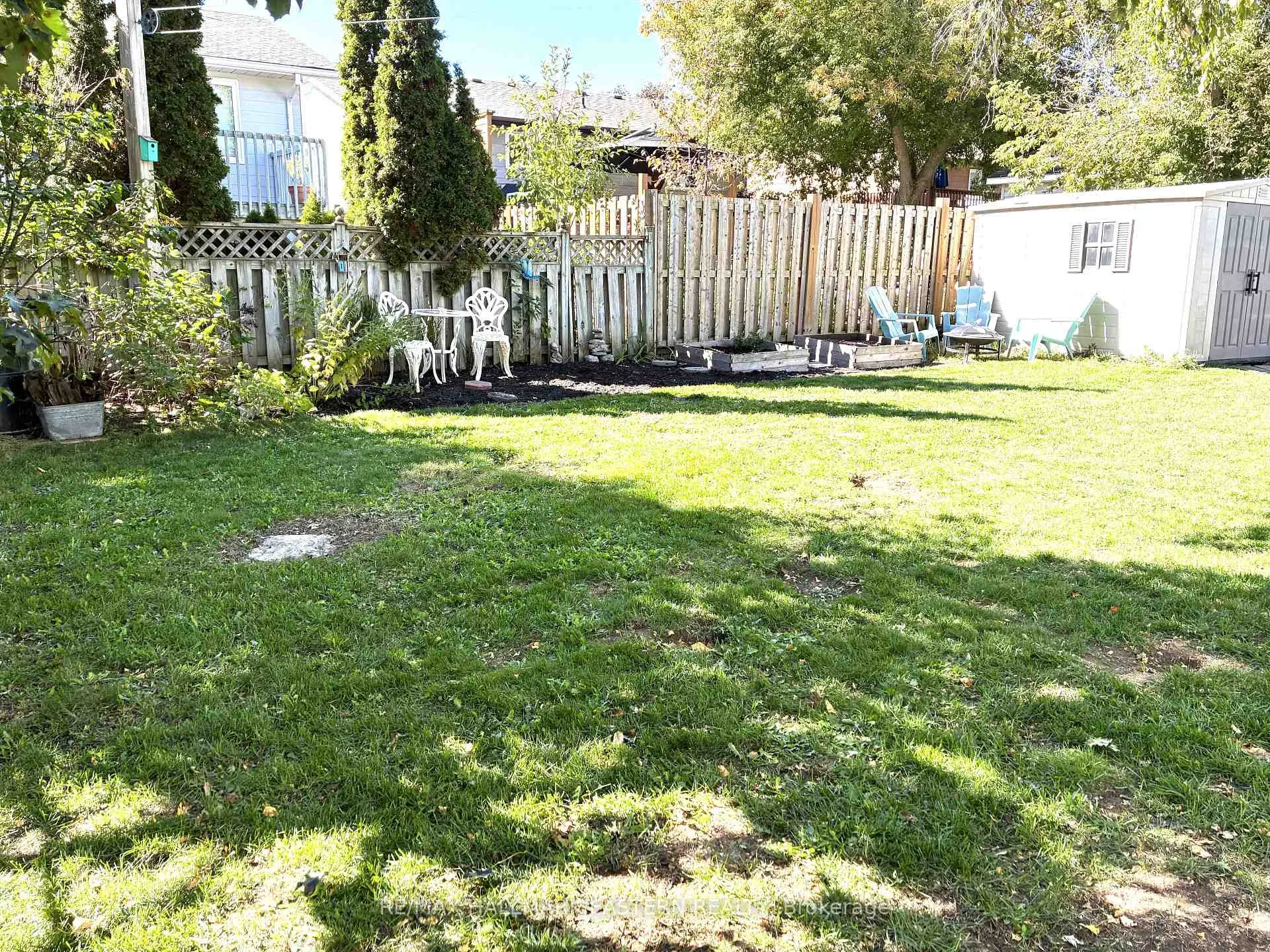 Photo 46 of 52 Birch Crescent, Kawartha Lakes, Bobcaygeon — HOMEH