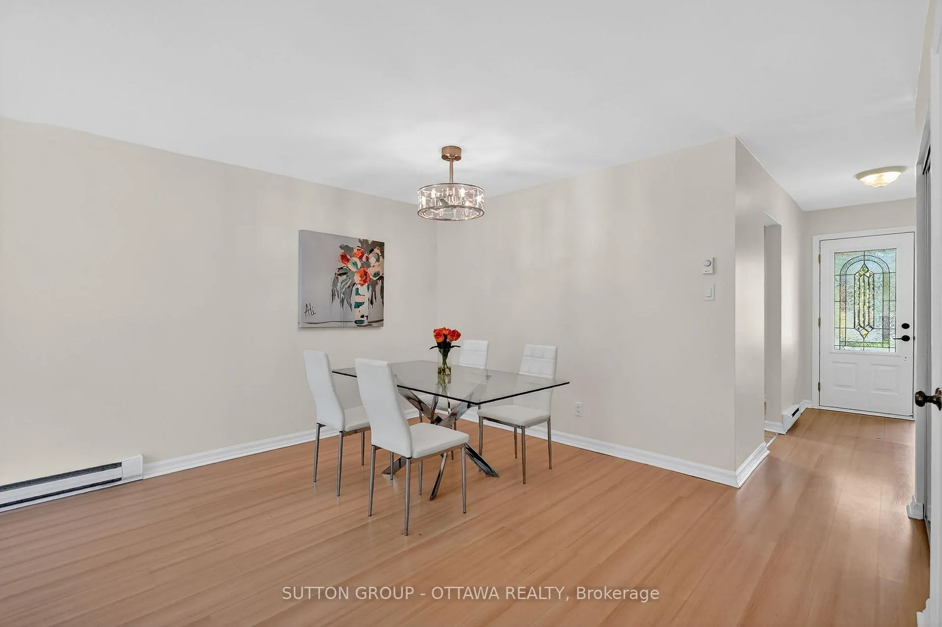 Photo 11 of 1530 Mimosa Avenue, Ottawa, Riverview Park — HOMEH