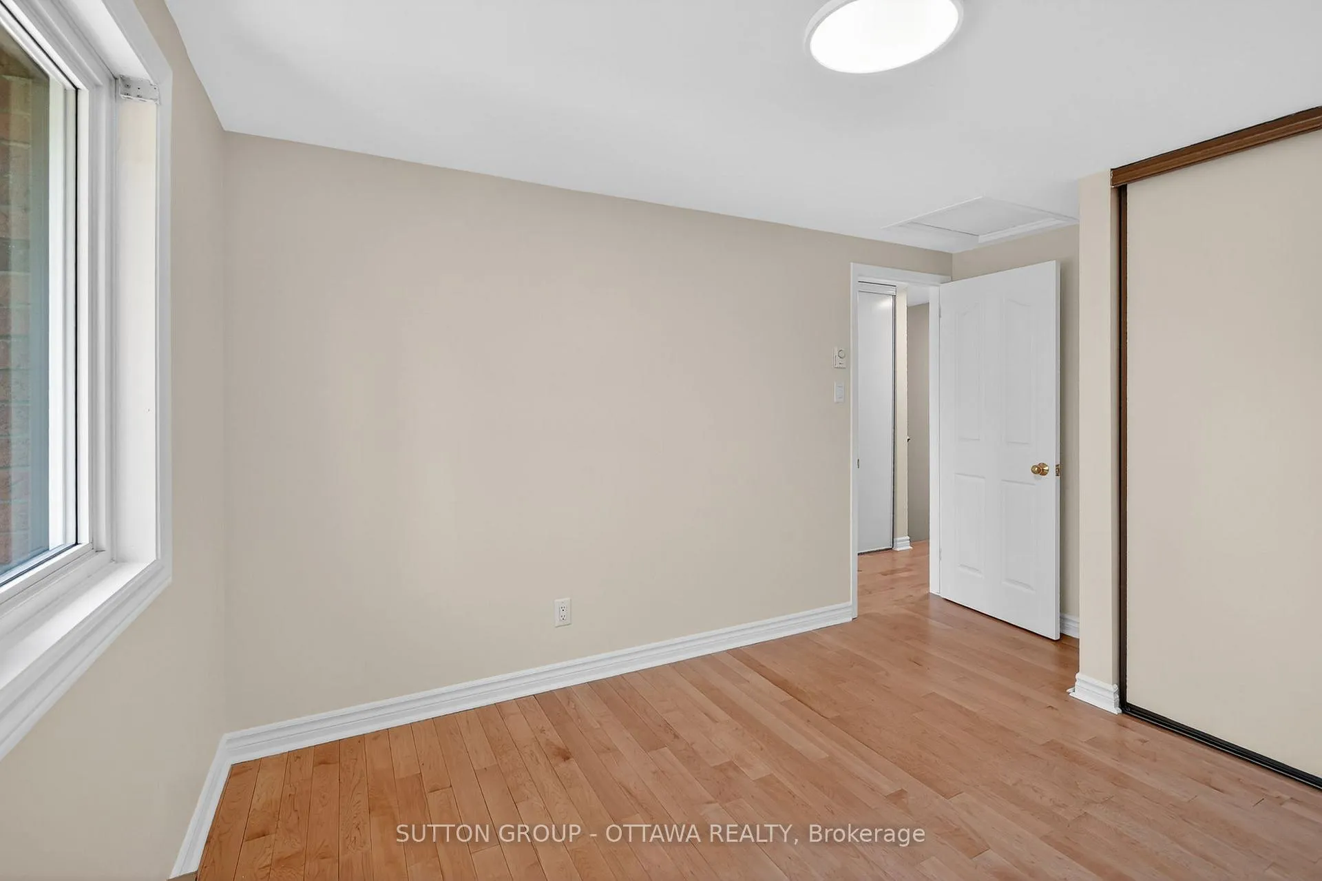 Photo 20 of 1530 Mimosa Avenue, Ottawa, Riverview Park — HOMEH