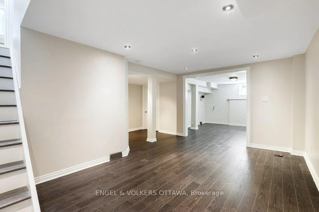Photo 23 of 23 Biscayne Crescent, Ottawa, Borden Farm/Stewart Farm/Carleton Heights/Parkwood Hills — HOMEH