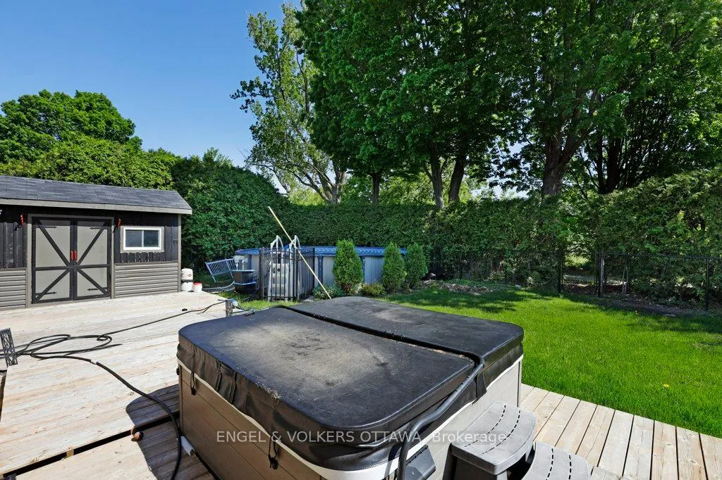 Photo 28 of 23 Biscayne Crescent, Ottawa, Borden Farm/Stewart Farm/Carleton Heights/Parkwood Hills — HOMEH