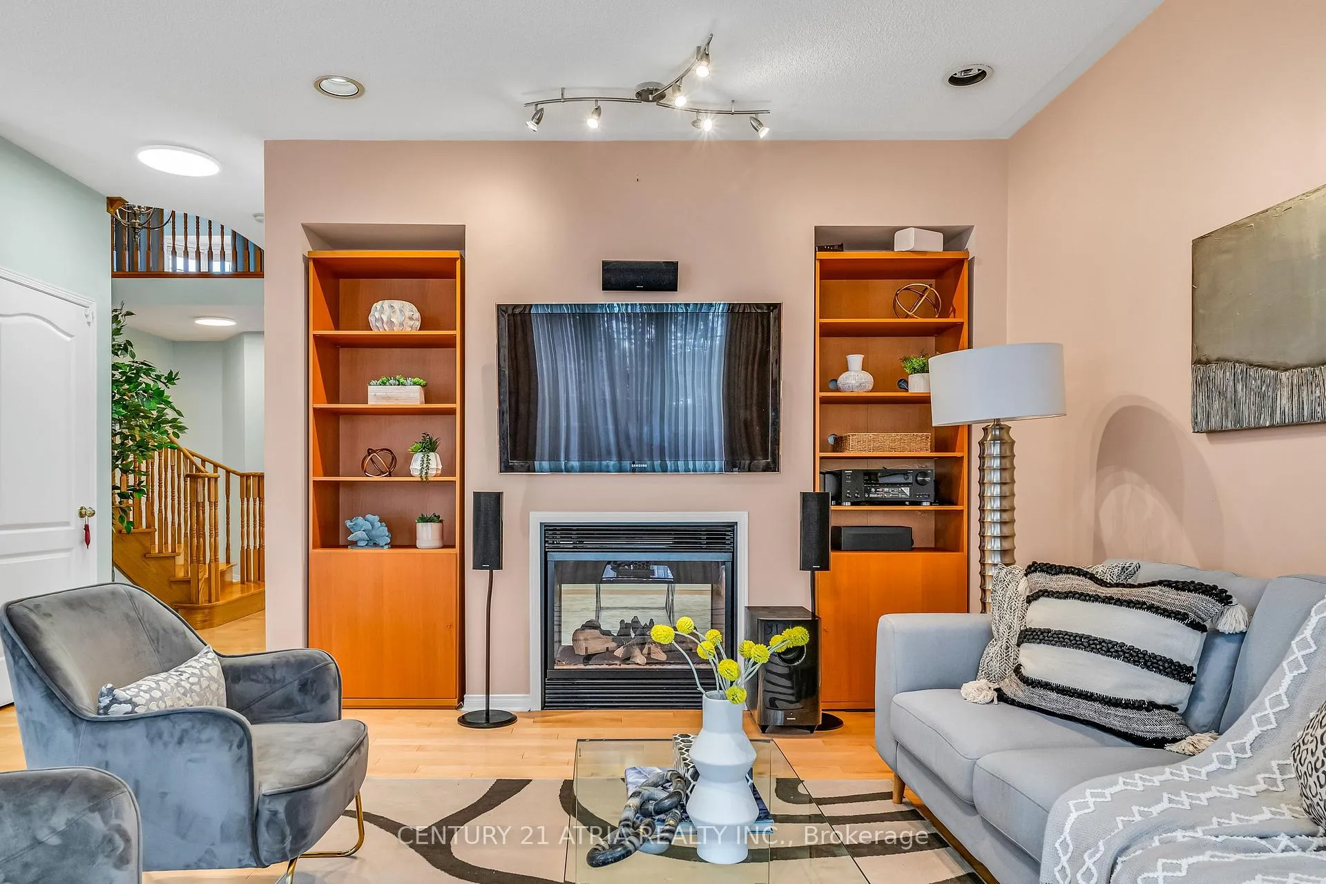 Photo 11 of 149 Rusell Jarvis Drive, Markham, Legacy — HOMEH