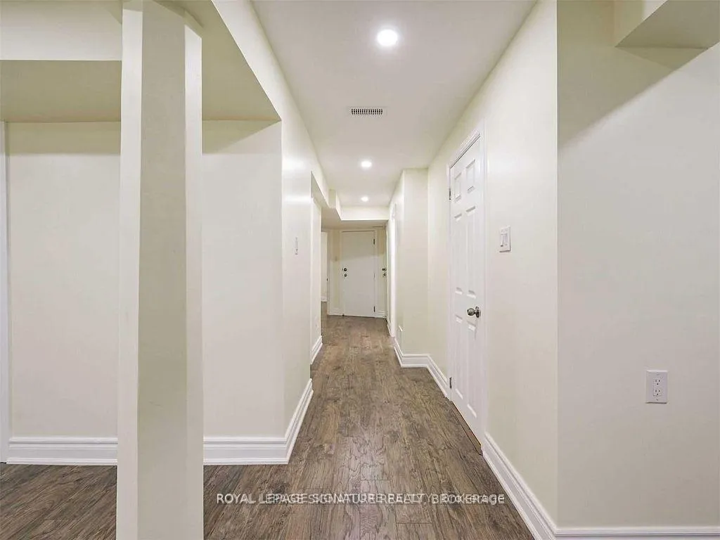 Photo 19 of Unit Basement, 5955 Leeside Crescent, Mississauga, Central Erin Mills — HOMEH