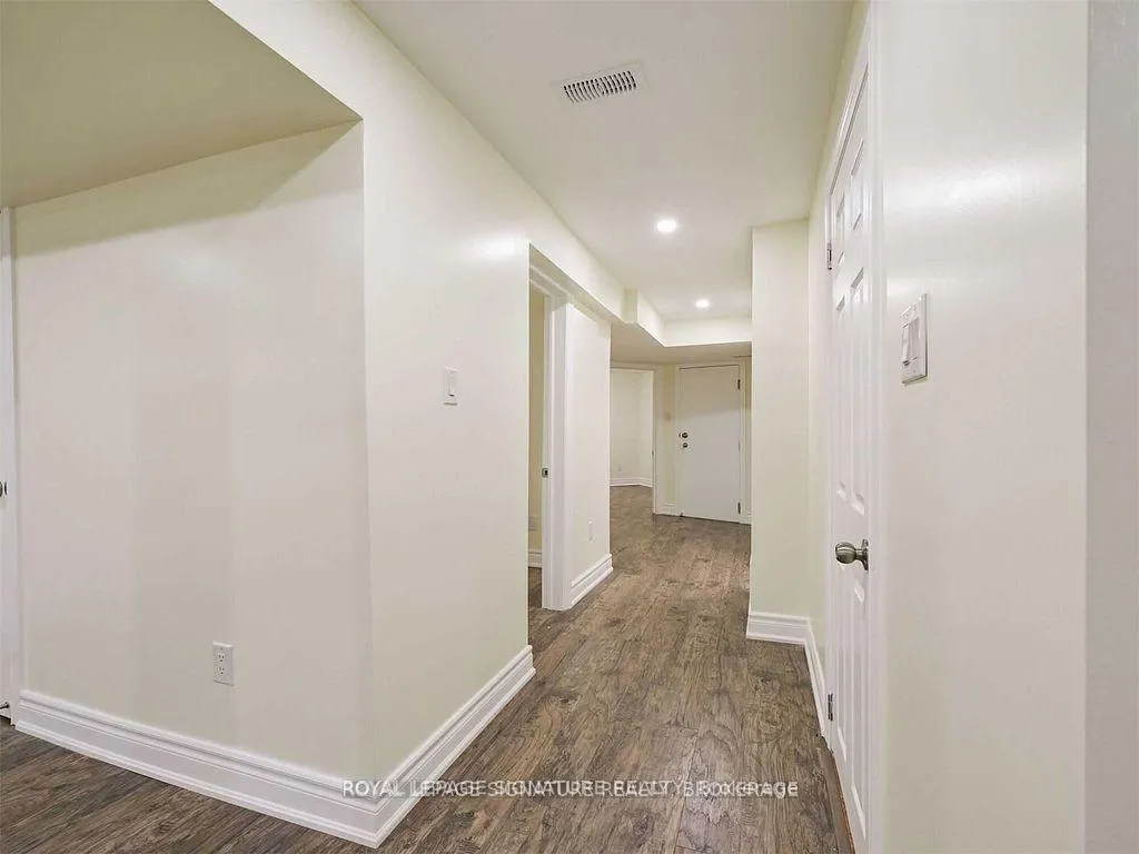 Photo 20 of Unit Basement, 5955 Leeside Crescent, Mississauga, Central Erin Mills — HOMEH