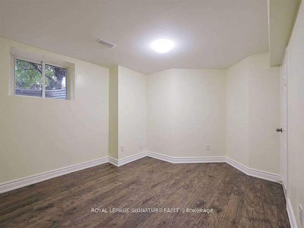Photo 24 of Unit Basement, 5955 Leeside Crescent, Mississauga, Central Erin Mills — HOMEH
