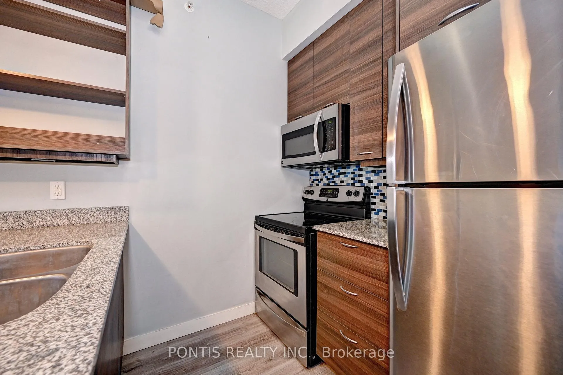 Photo 10 of Unit 1104, 318 Spruce Street W, Waterloo, Beechwood/University — HOMEH