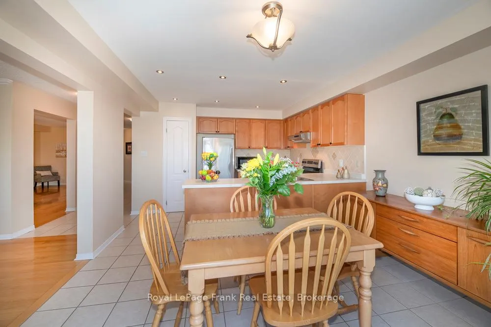 Photo 21 of 720 Ormond Drive, Oshawa, Samac — HOMEH