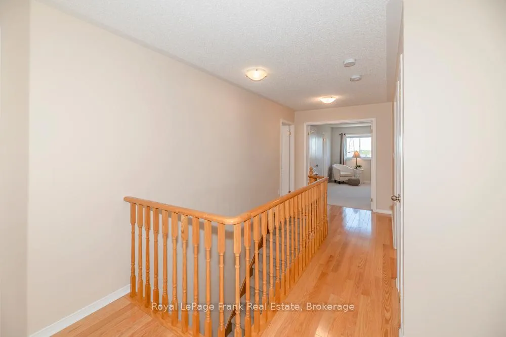 Photo 38 of 720 Ormond Drive, Oshawa, Samac — HOMEH