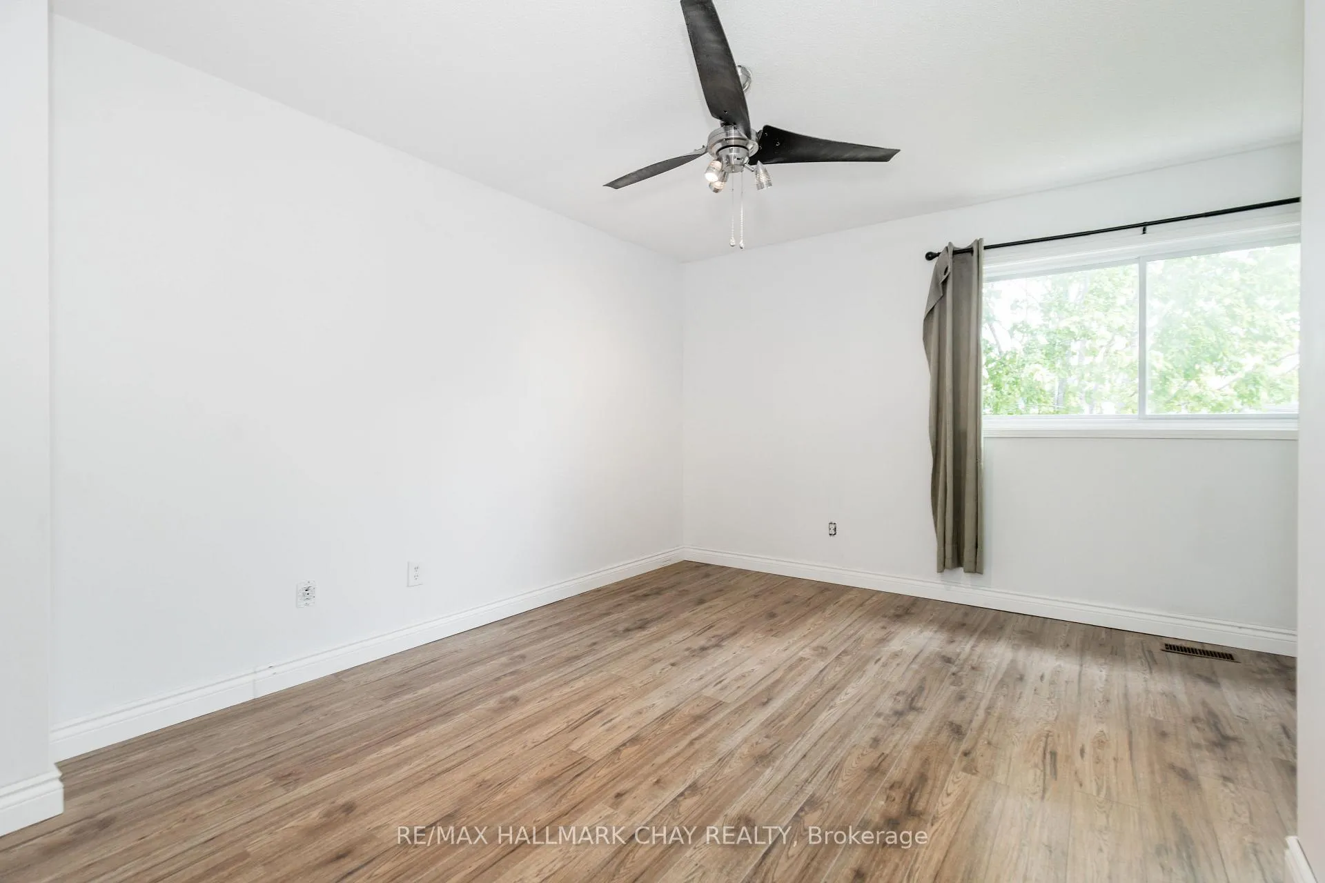 Photo 15 of 1176 Hill Street, Innisfil, Alcona — HOMEH